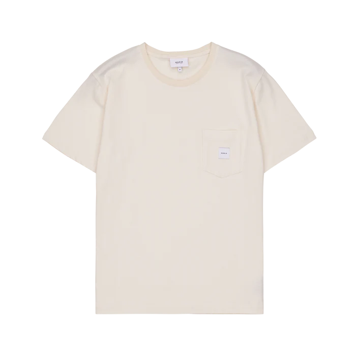 makia-miesten-t-paita-square-pocket-t-shirt-luonnonvalkoinen-1