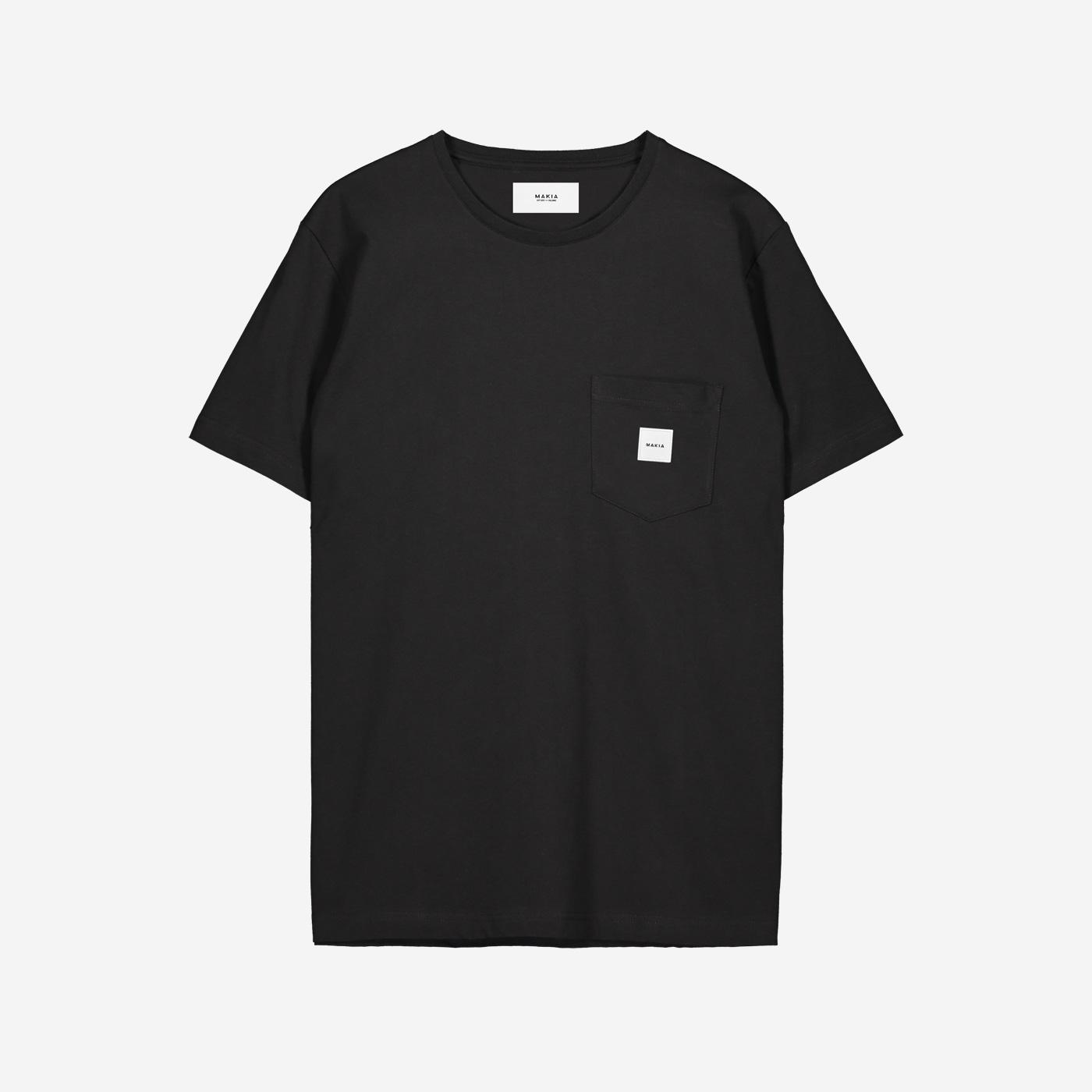 makia-miesten-t-paita-square-pocket-t-shirt-musta-1