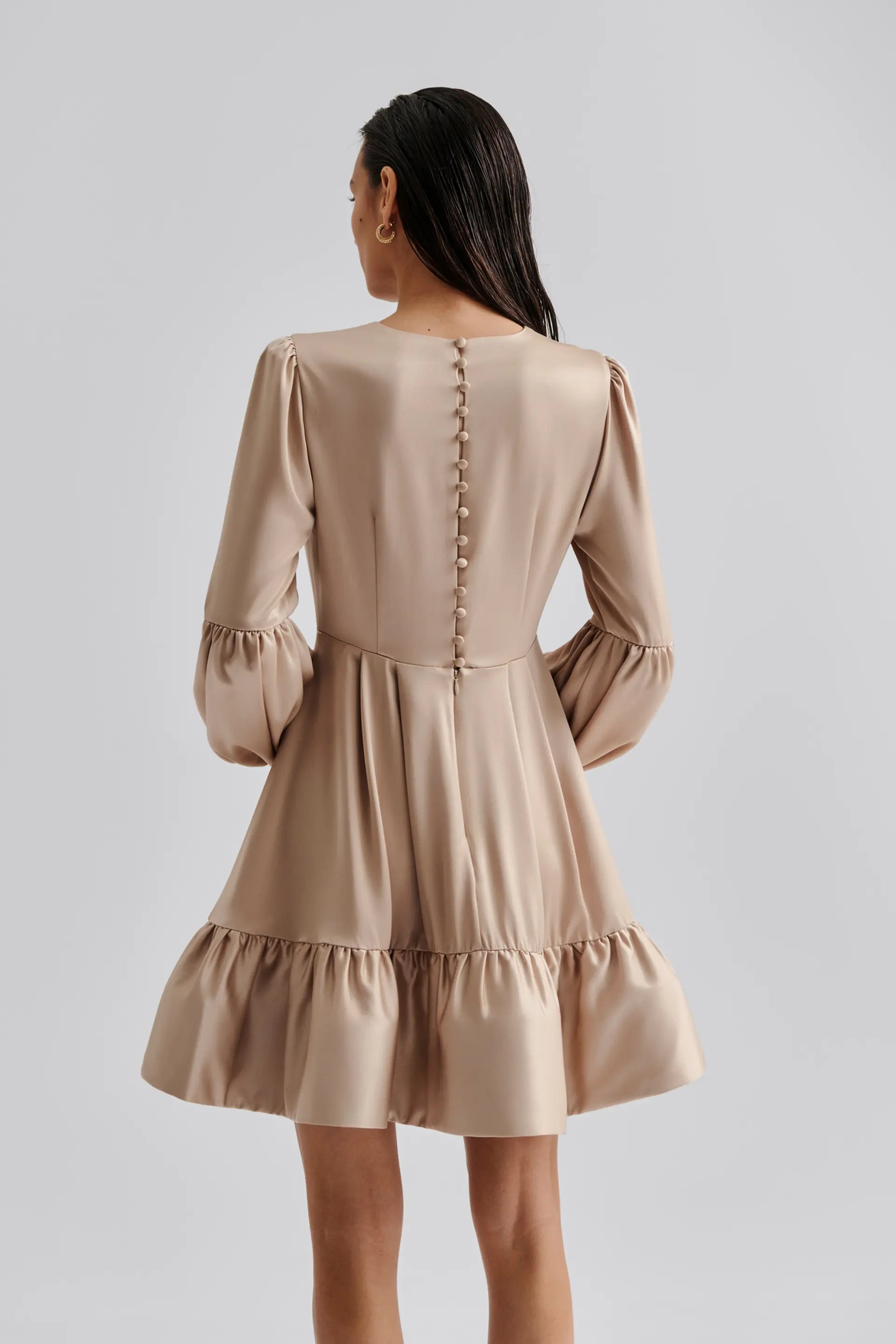 malina-naisten-mekko-jasmine-ruffled-mini-dress-beige-2