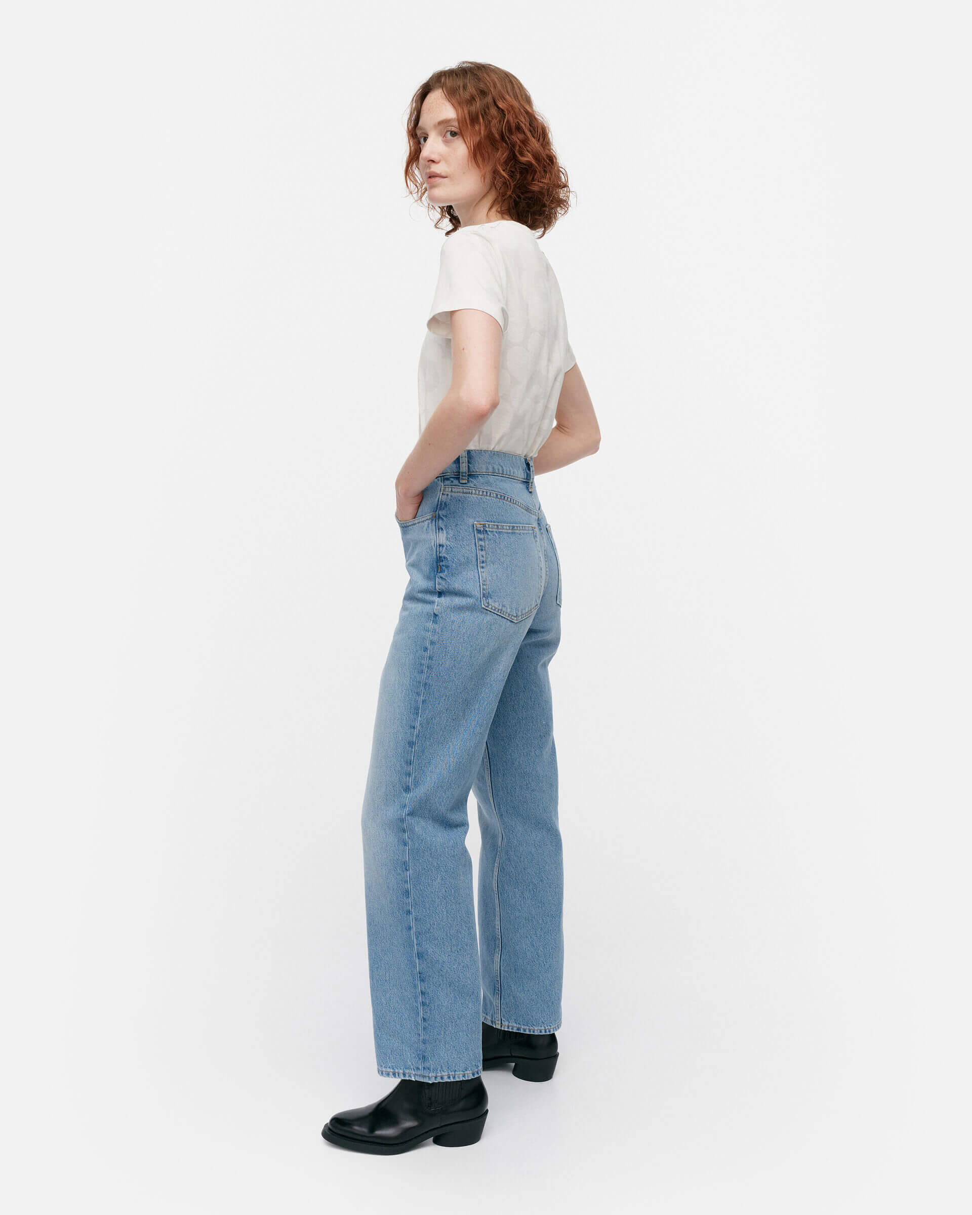 marimekko-naisten-farkut-maridenim-straight-vaaleansininen-4