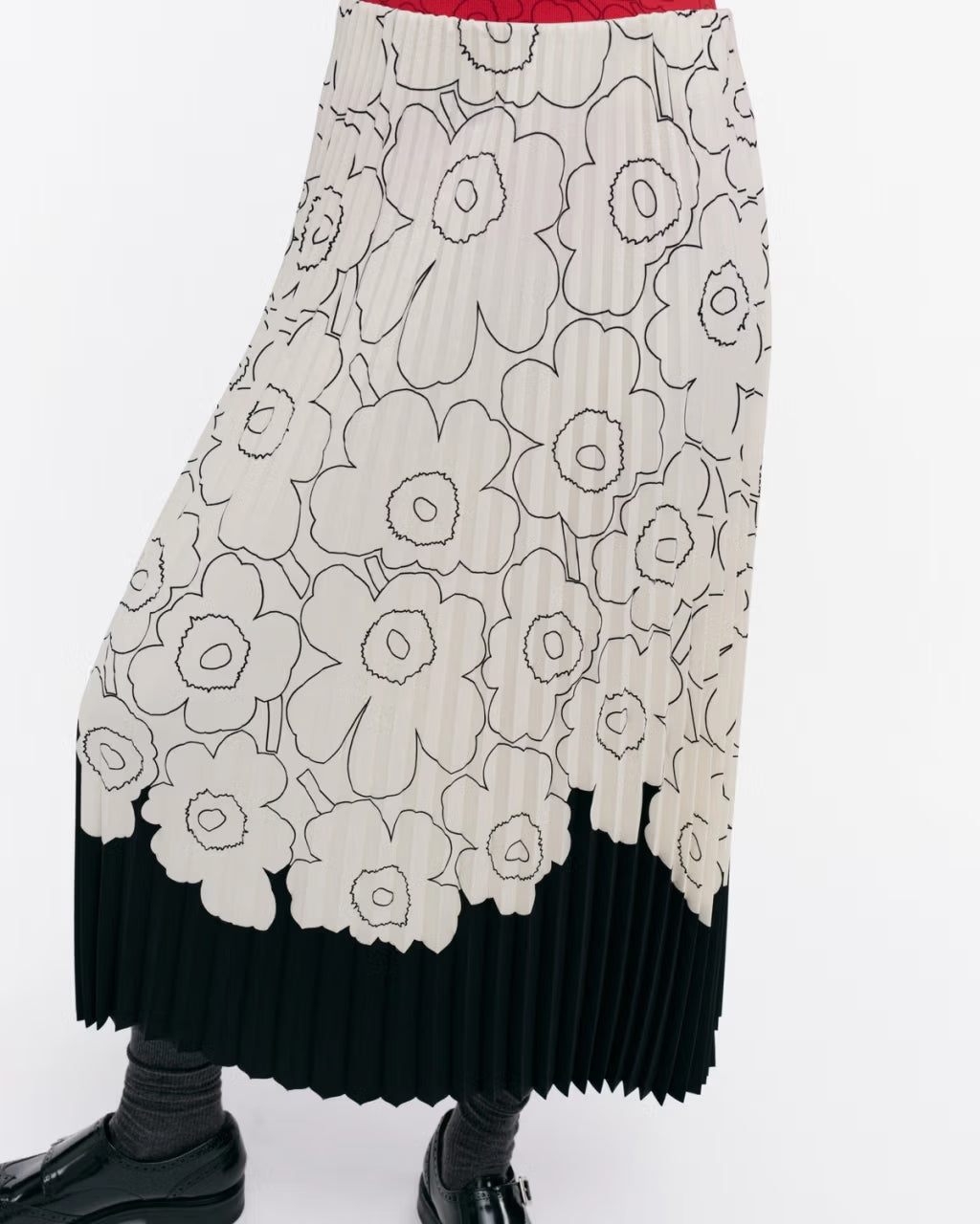 marimekko-naisten-hame-piiru-piirto-unikko-placement-mustavalkoinen-3