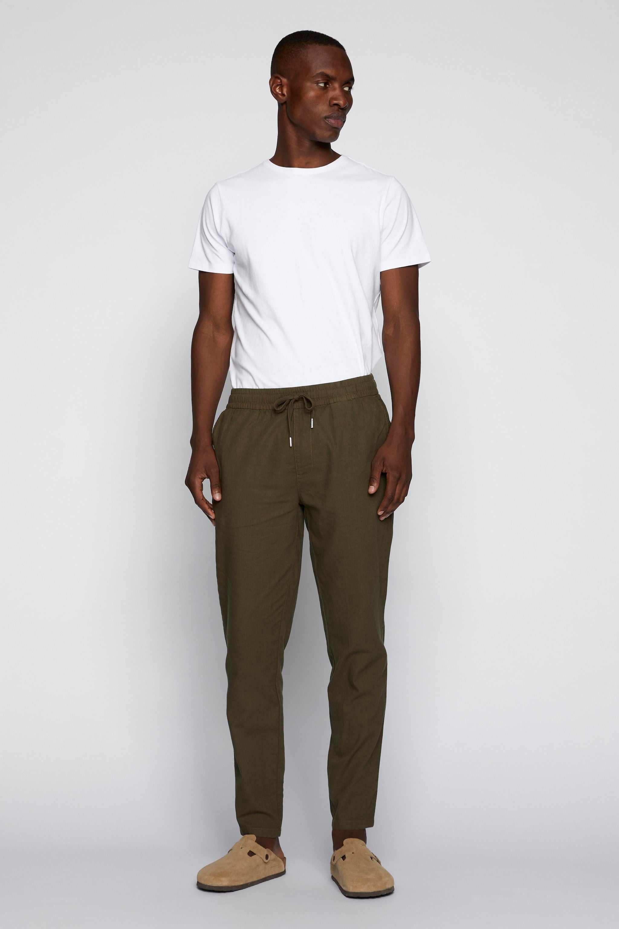 matinique-housut-barton-pant-linen-cotton-armeijanvihrea-4