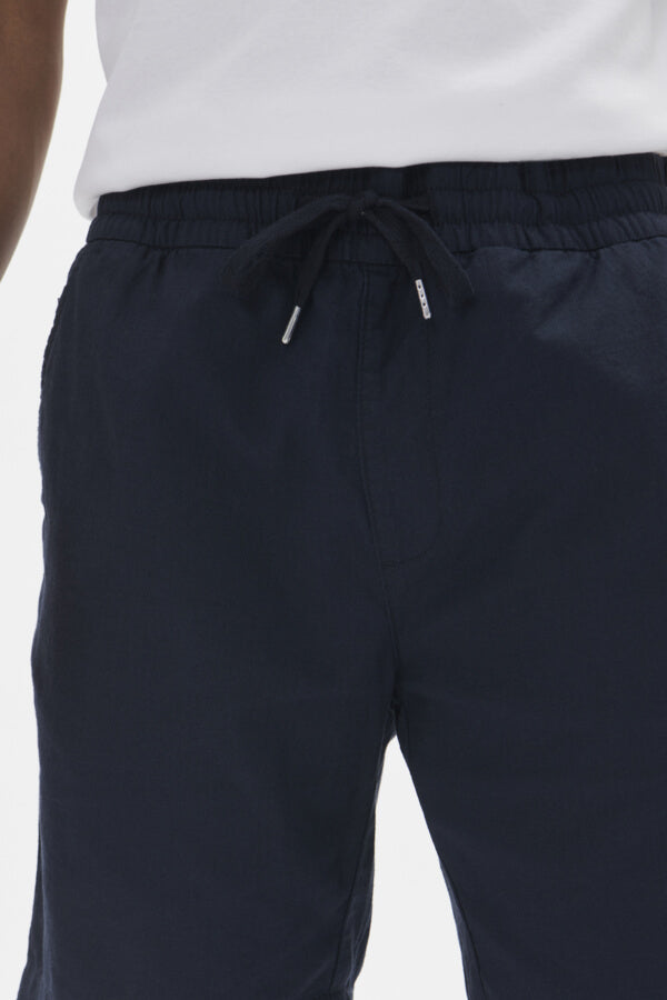 matinique-shortsit-barton-short-dark-navy-4