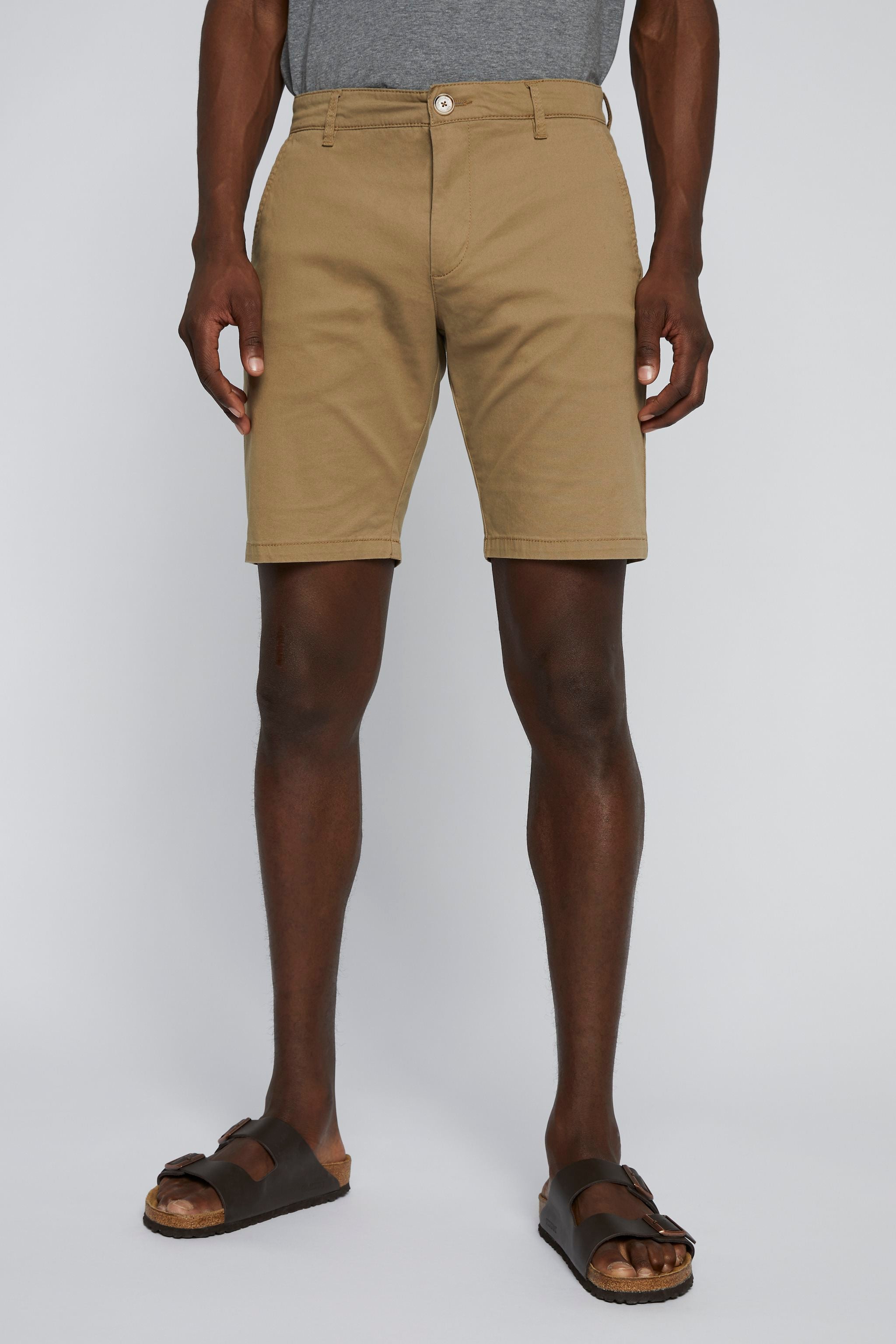 matinique-shortsit-thomas-short-seasonal-beige-1