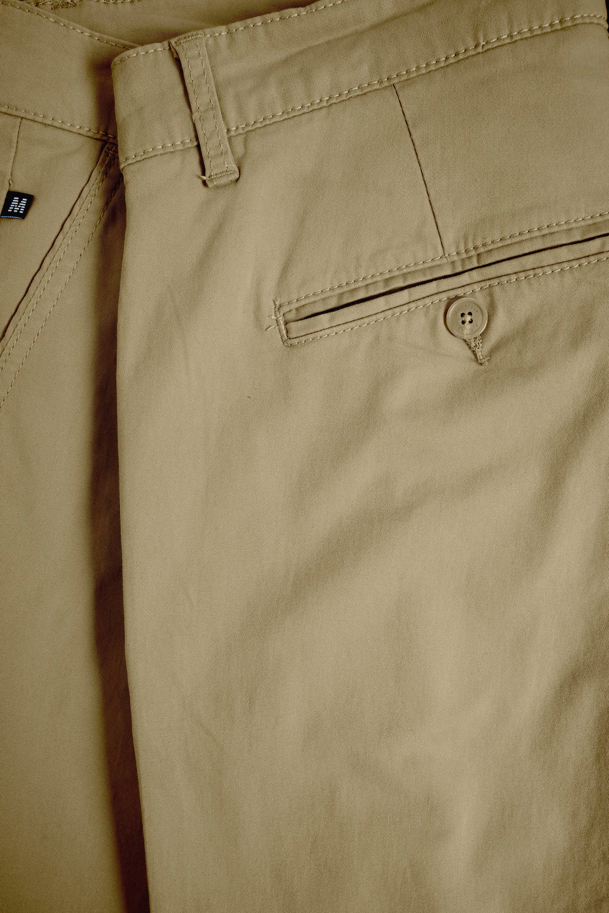 matinique-shortsit-thomas-short-seasonal-beige-5