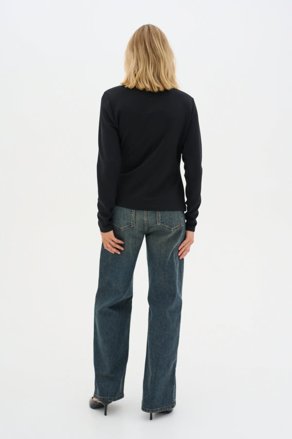 my-essential-wardrobe-naisten-pusero-helle-blouse-musta-2