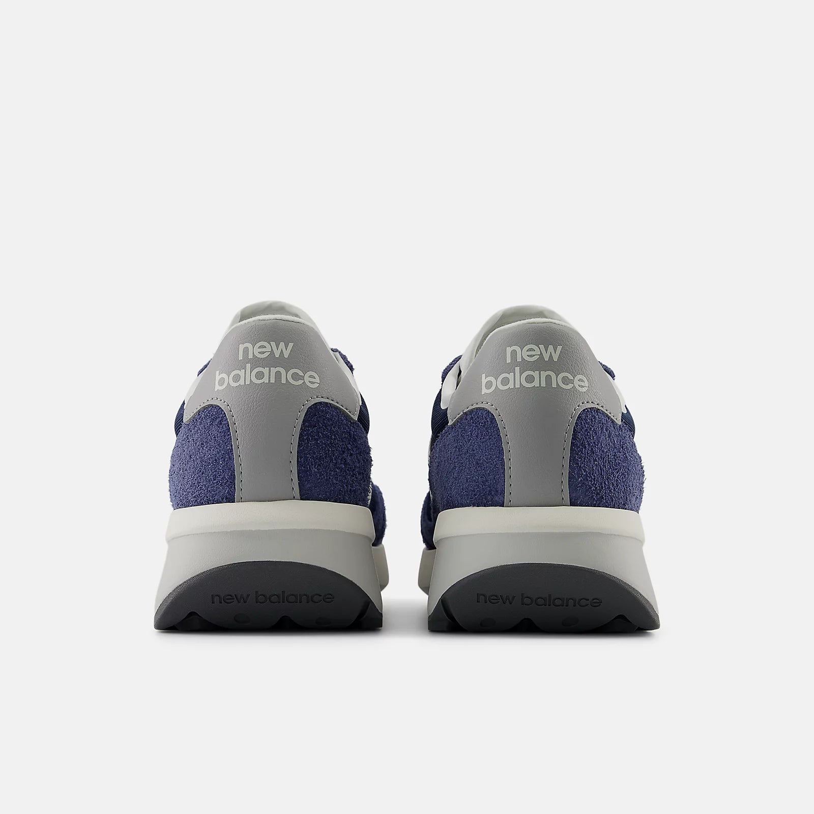 new-balance-unisex-kengat-370-navy-indigo-5