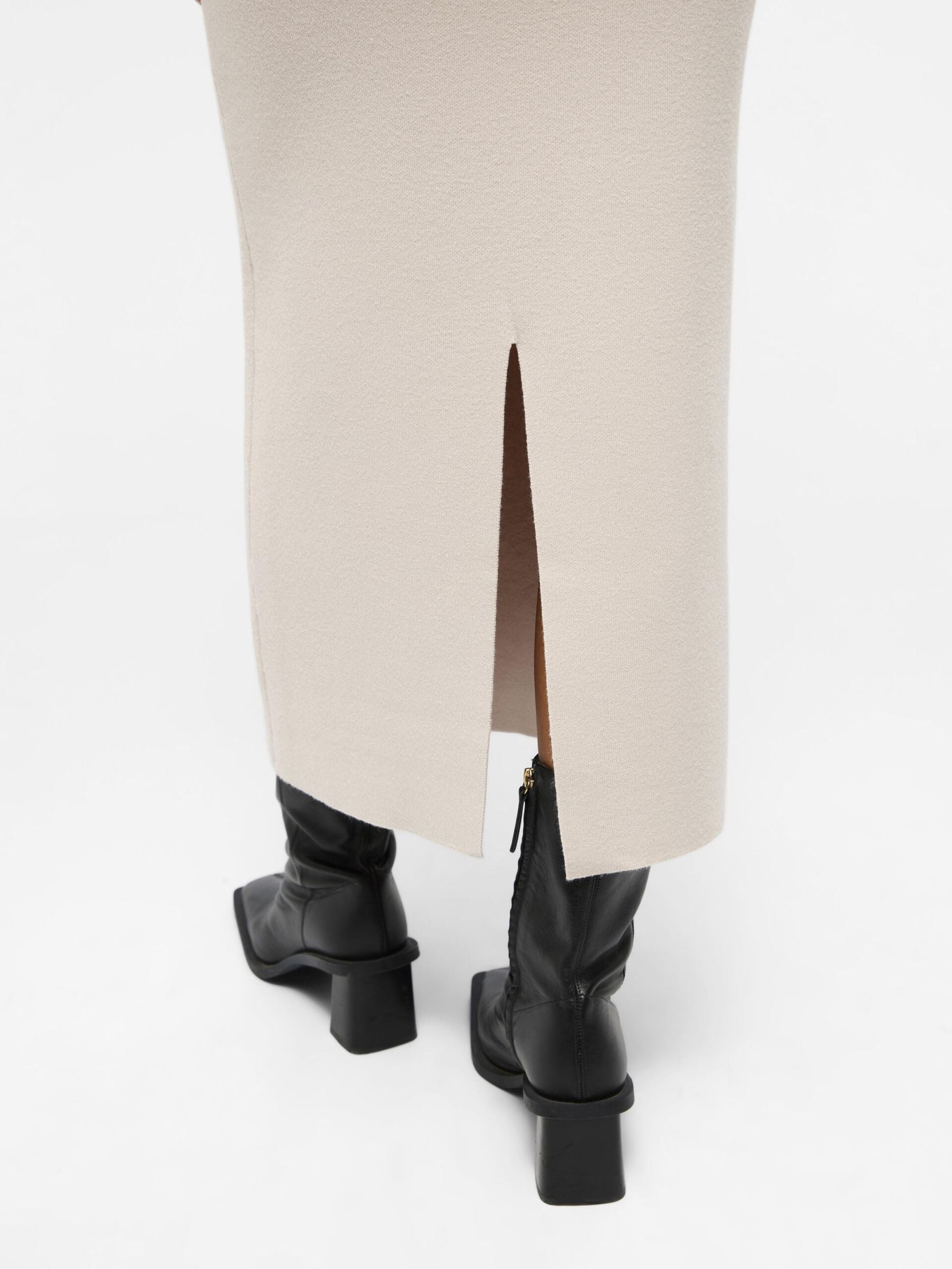 object-naisten-hame-objreynard-hw-knit-skirt-luonnonvalkoinen-5