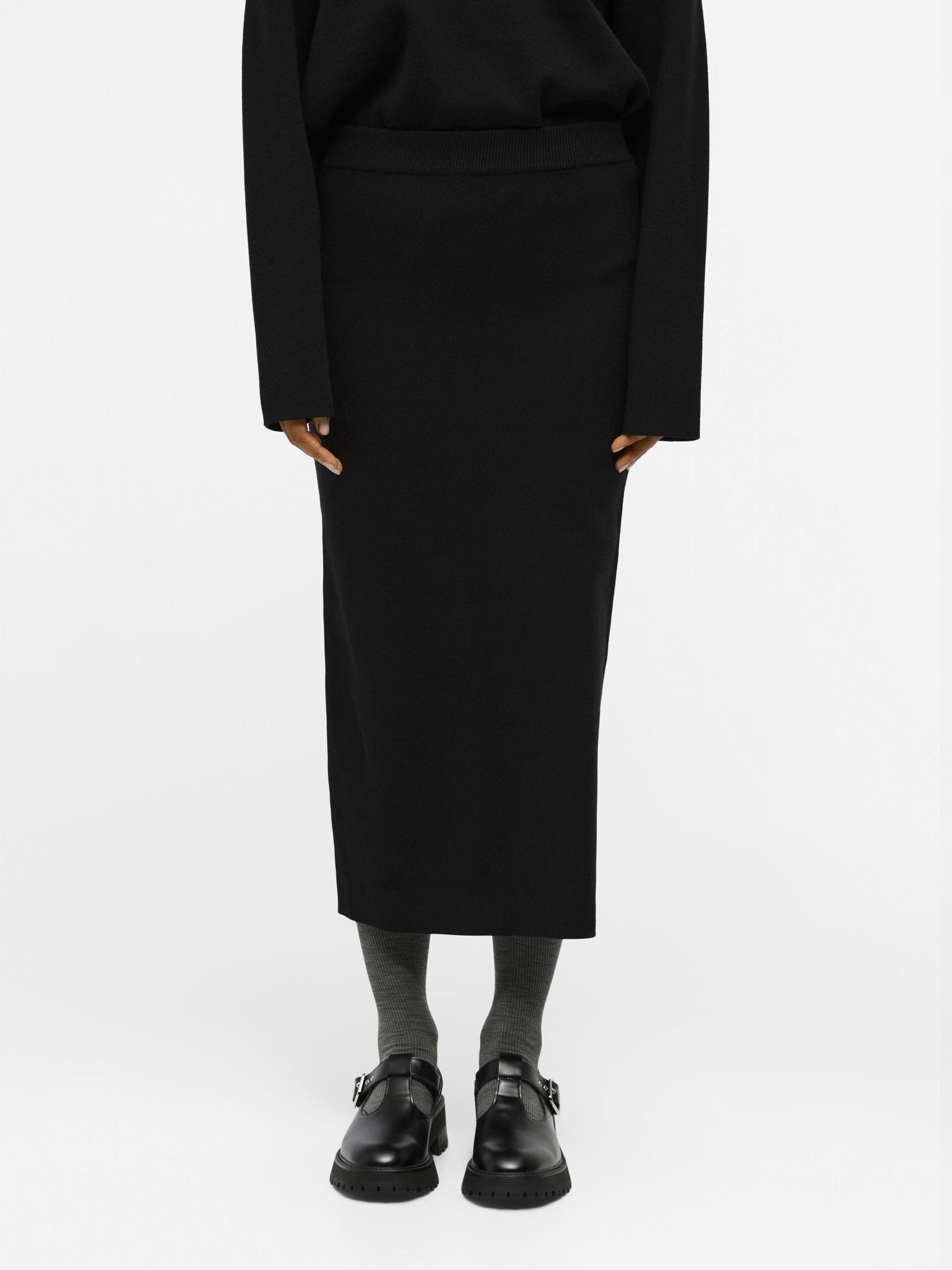 object-naisten-hame-objreynard-hw-knit-skirt-musta-1