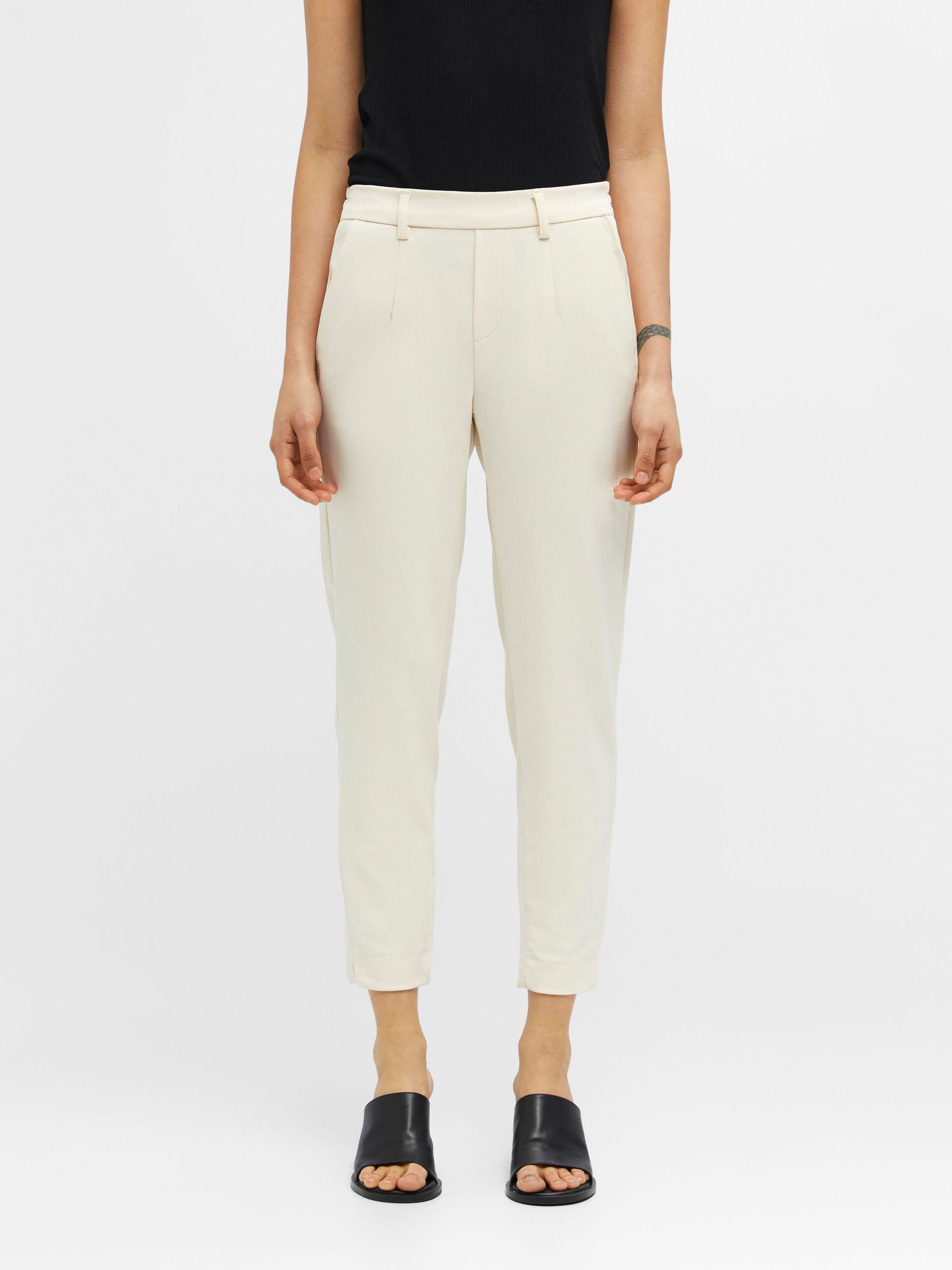object-naisten-housut-lisa-slim-pant-noos-luonnonvalkoinen-3