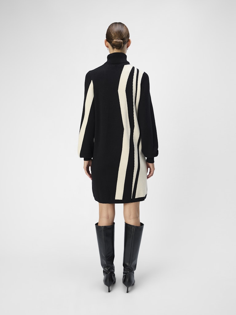 object-naisten-neulemekko-objray-l-s-knit-rollneck-dress-aop-noos-black-sandshell-vert-4