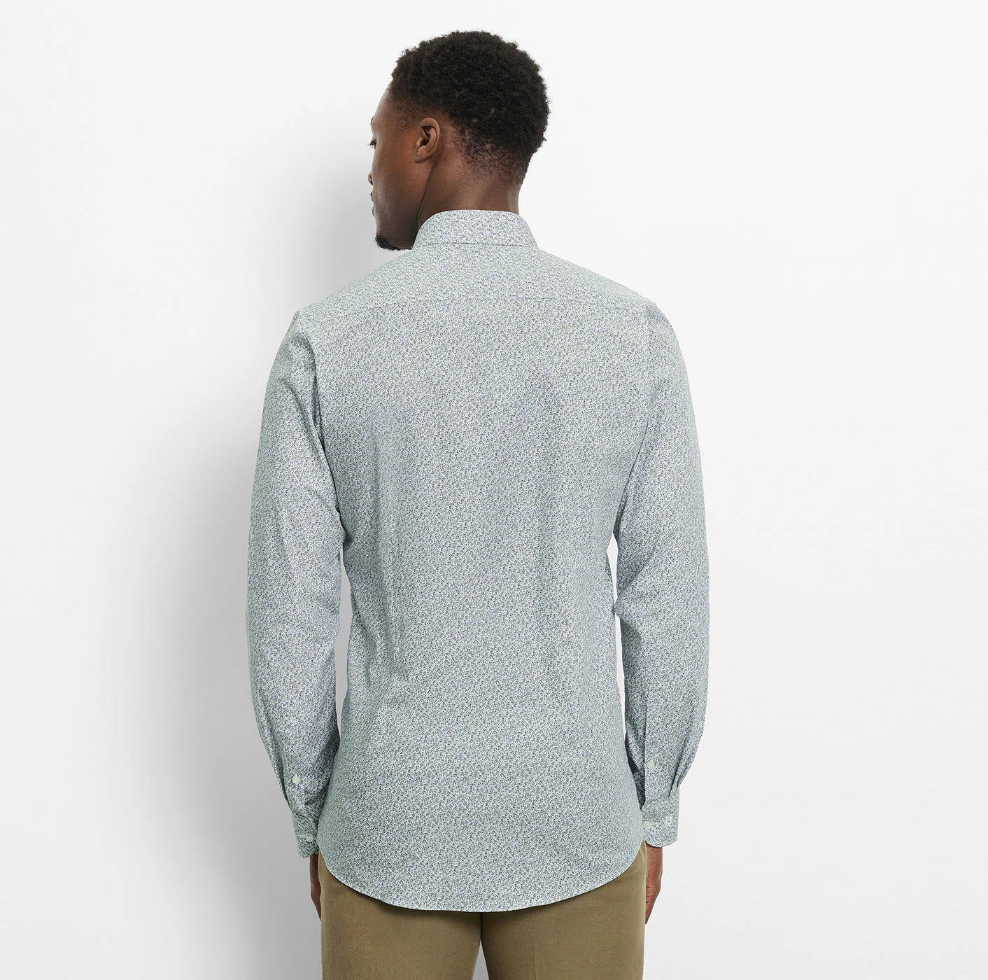 Olymp kauluspaita Level 5 Body Fit Microprint, valkopohjainen kuosi