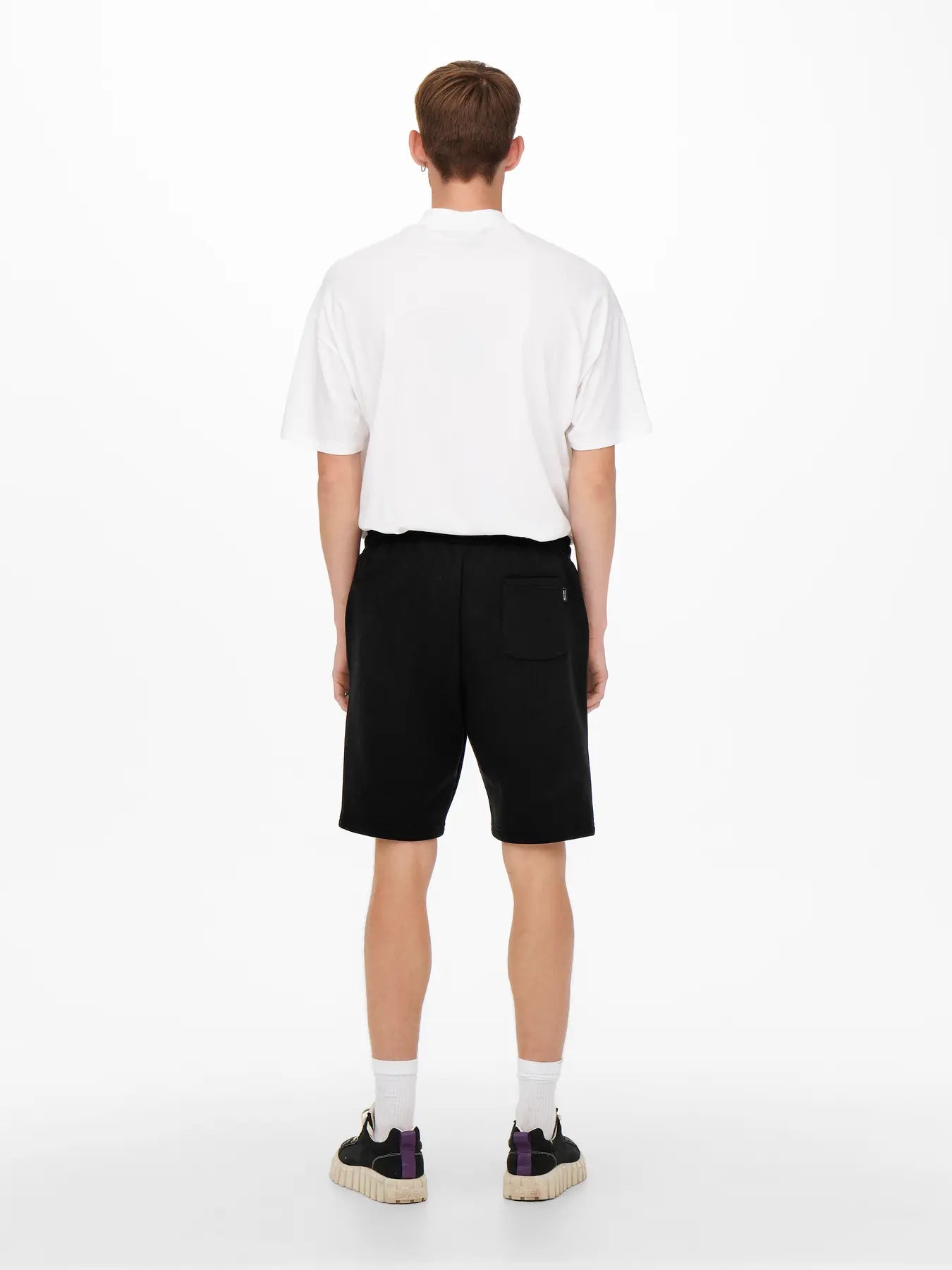 only-and-sons-miesten-collegeshortsit-ceres-life-sweat-short-black-2