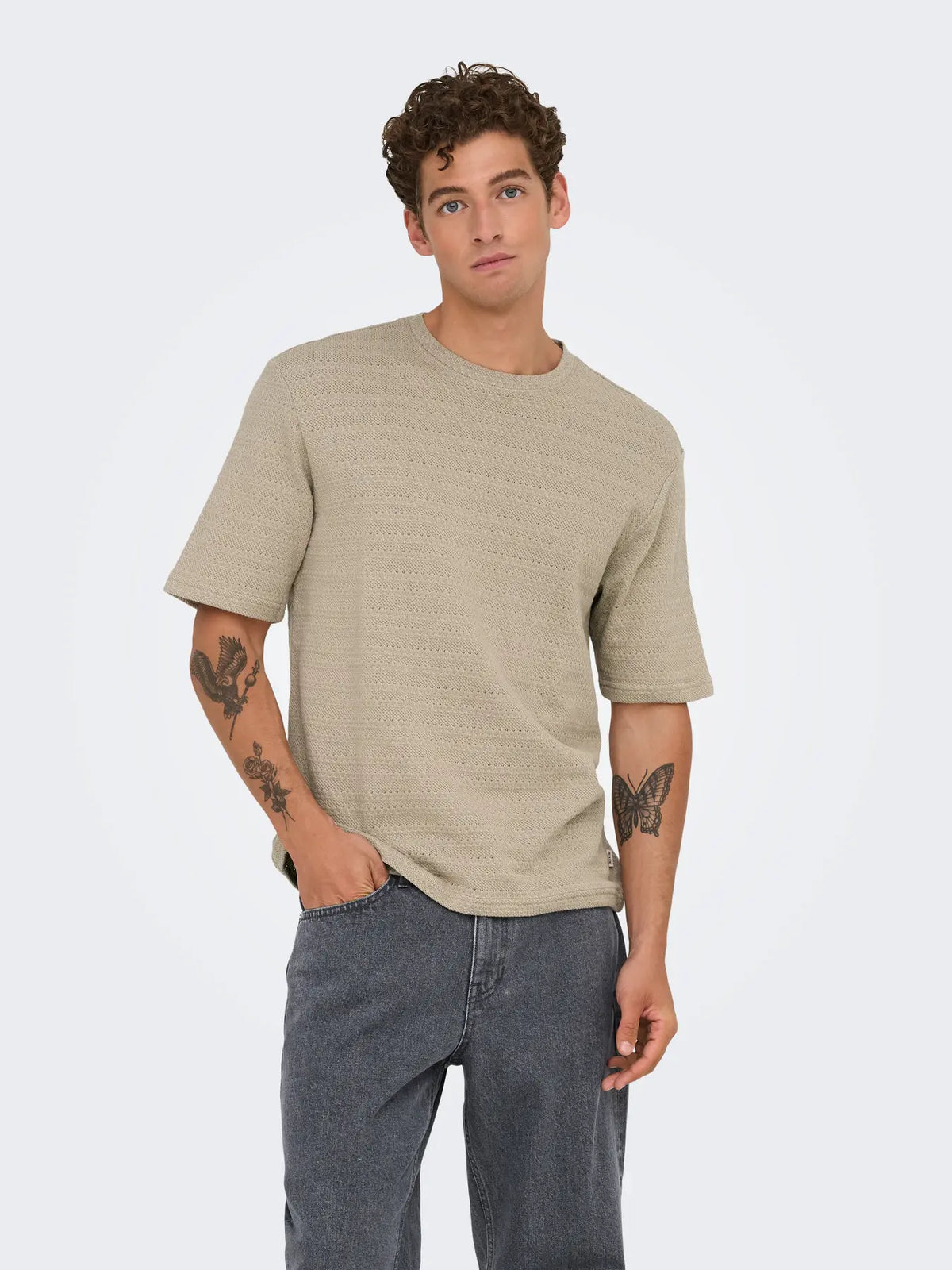 only-and-sons-miesten-t-paita-givo-reg-12-ss-crew-knit-string-1