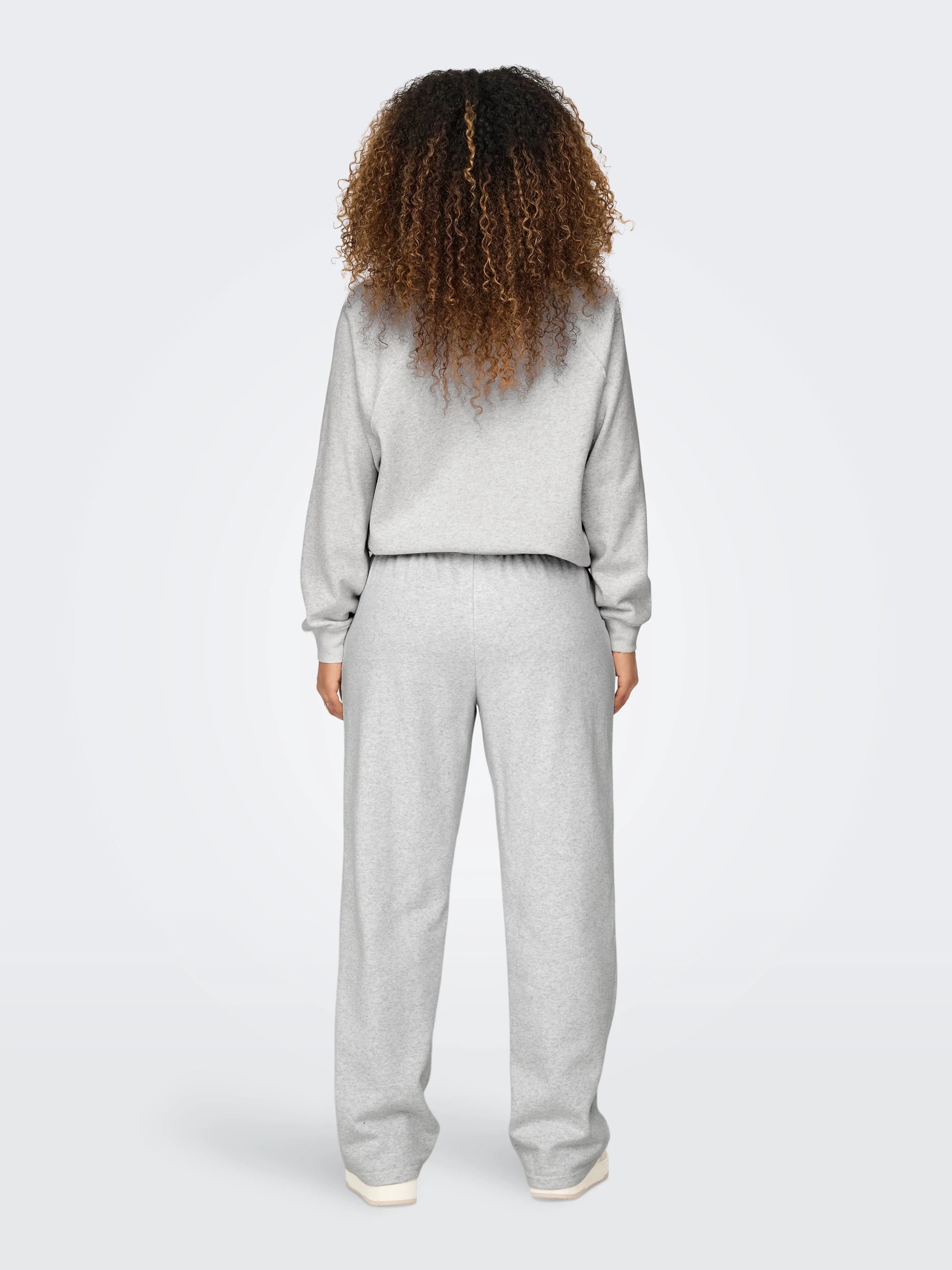 only-naisten-collegehousut-onldaze-straight-pants-noos-vaaleanharmaa-5