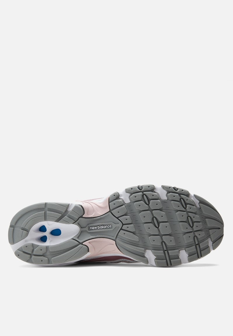 New Balance unisex lenkkarit 740, vaaleanpunainen kuosi
