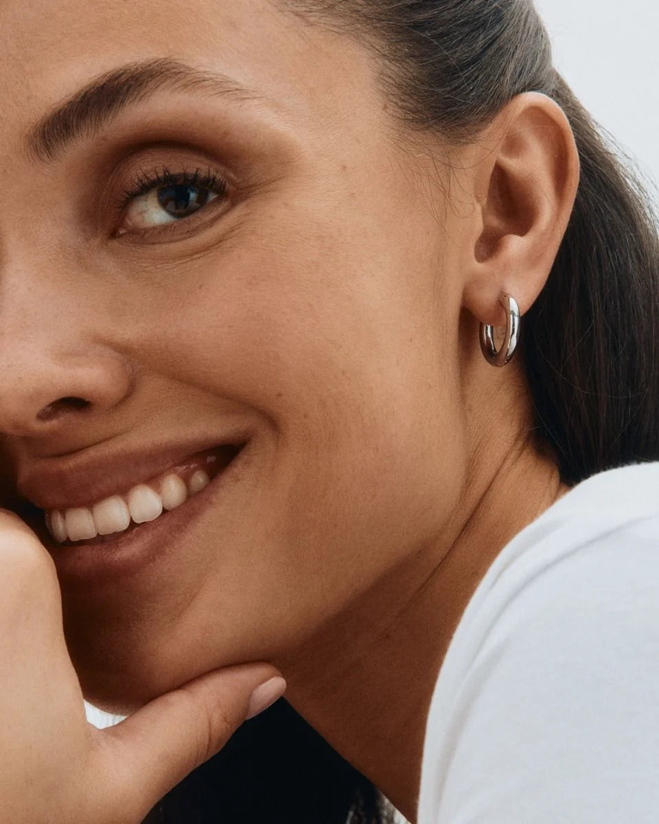 Edblad korvakorut, CHUNKY HOOPS L STEEL 16mm Hopeanharmaa