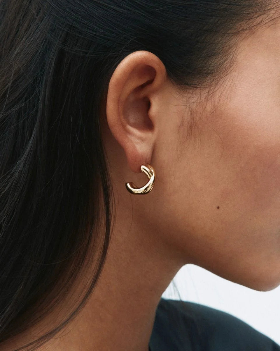 Edblad korvakorut Alexa Hoops L, Gold pleated