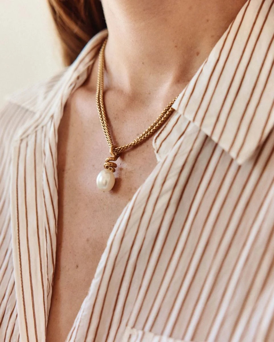 Edblad kaulakoru Swivel Necklace Pearl L, Gold pleated