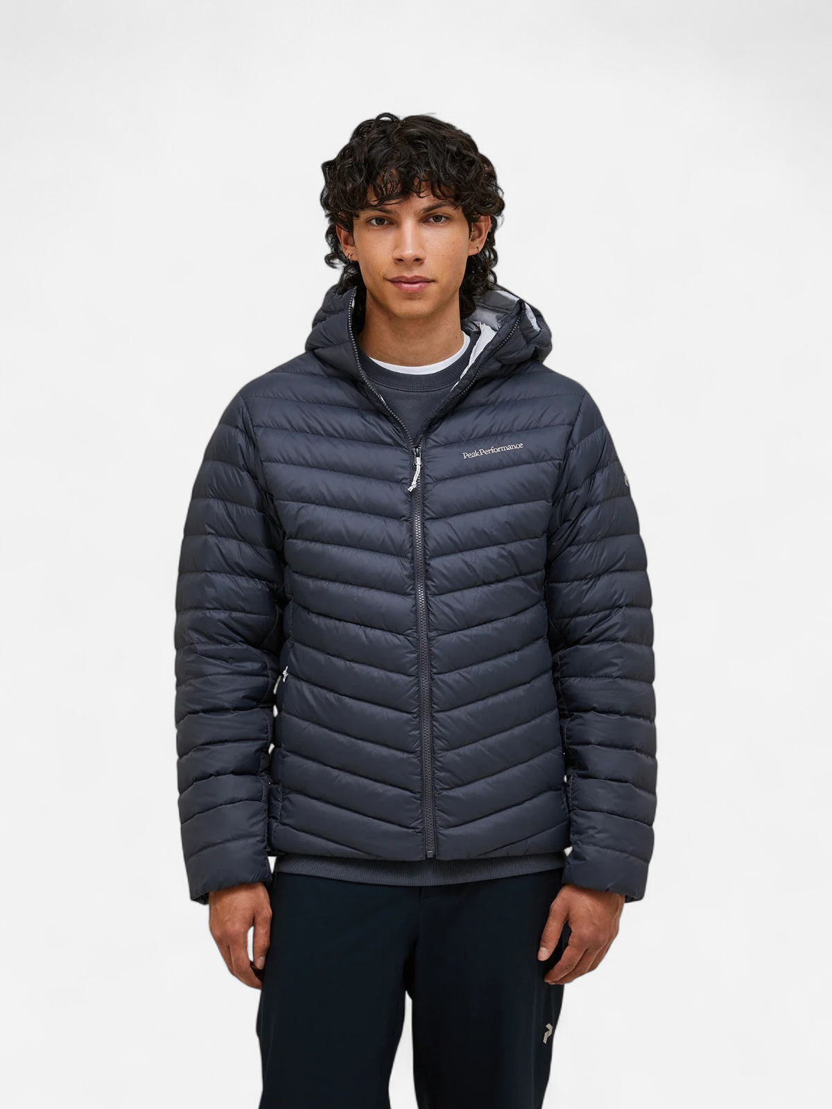 Peak Performance miesten untuvatakki Frost Hood Jacket, tummanharmaa - Kekäle.fi