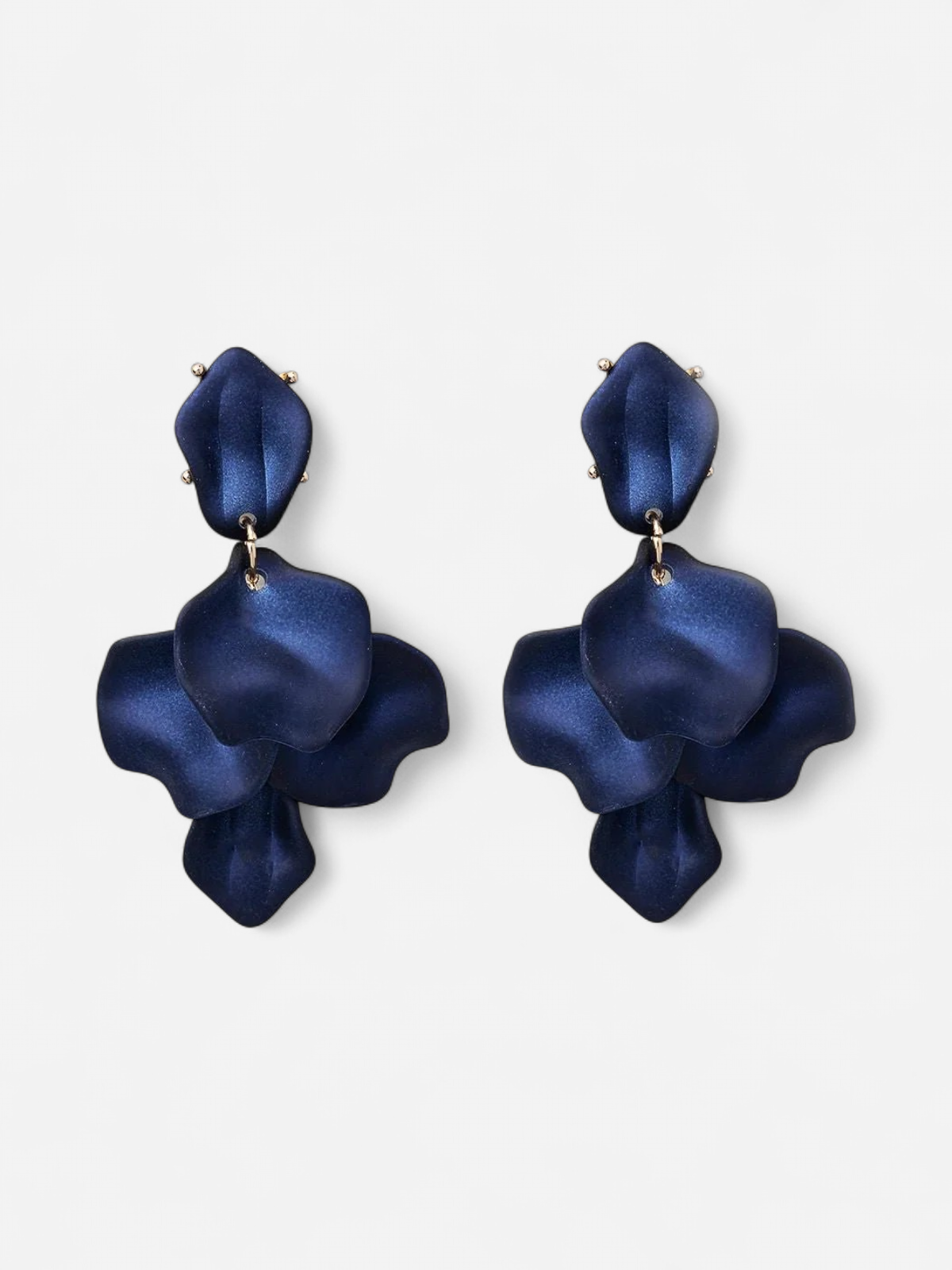 Bow 19 korvakorut PEARL LEAF EARRINGS, tummansininen - Kekäle.fi