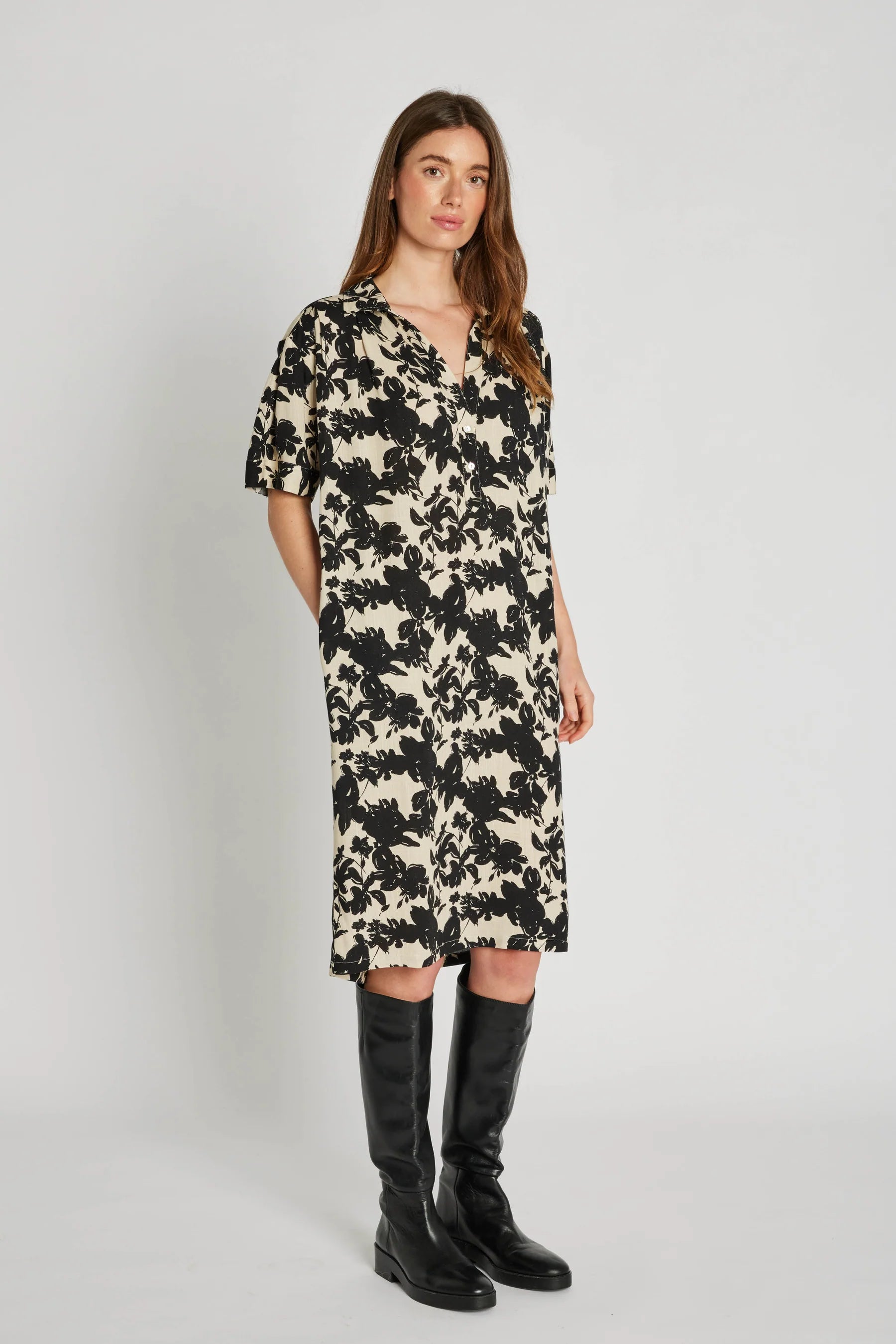 philosophy-blues-original-naisten-mekko-mint-dress-mustavalkoinen-1