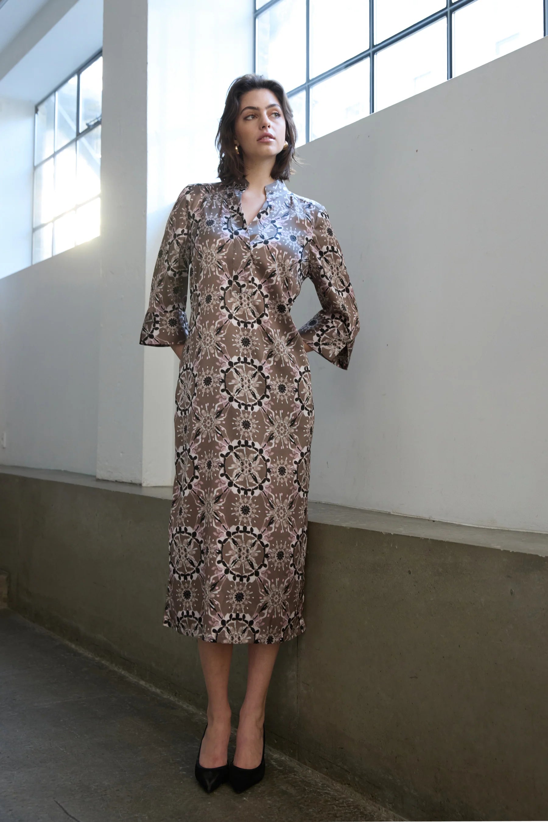 philosophy-blues-original-naisten-mekko-silky-simbia-dress-ruskea-kuosi-2