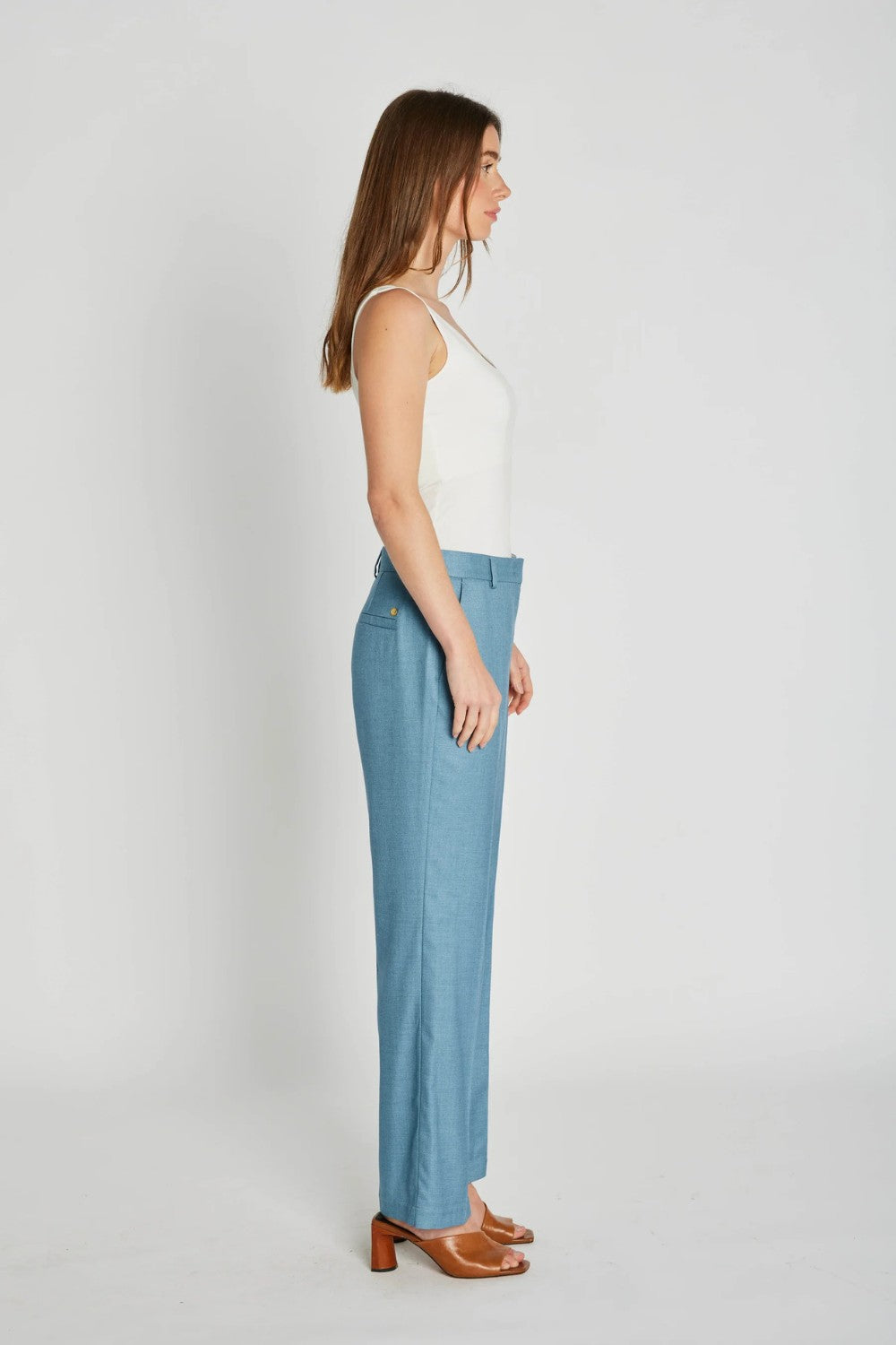 philosophy-blues-original-naisten-suorat-housut-amago-pants-vaaleansininen-3