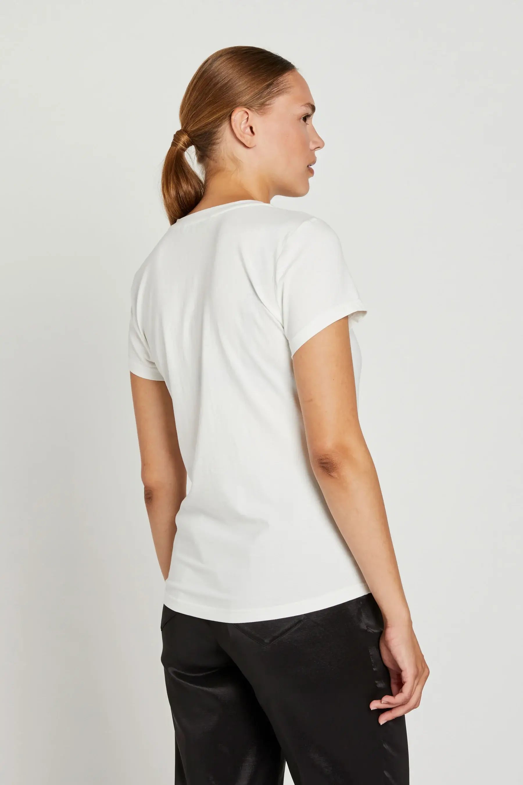 philosophy-blues-original-naisten-t-paita-jaguar-t-shirt-valkoinen-2