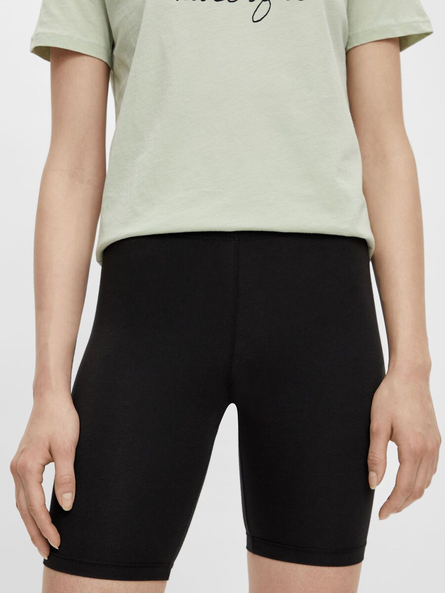 pieces-naisten-pyorailyshortsit-pckiki-shorts-musta-3
