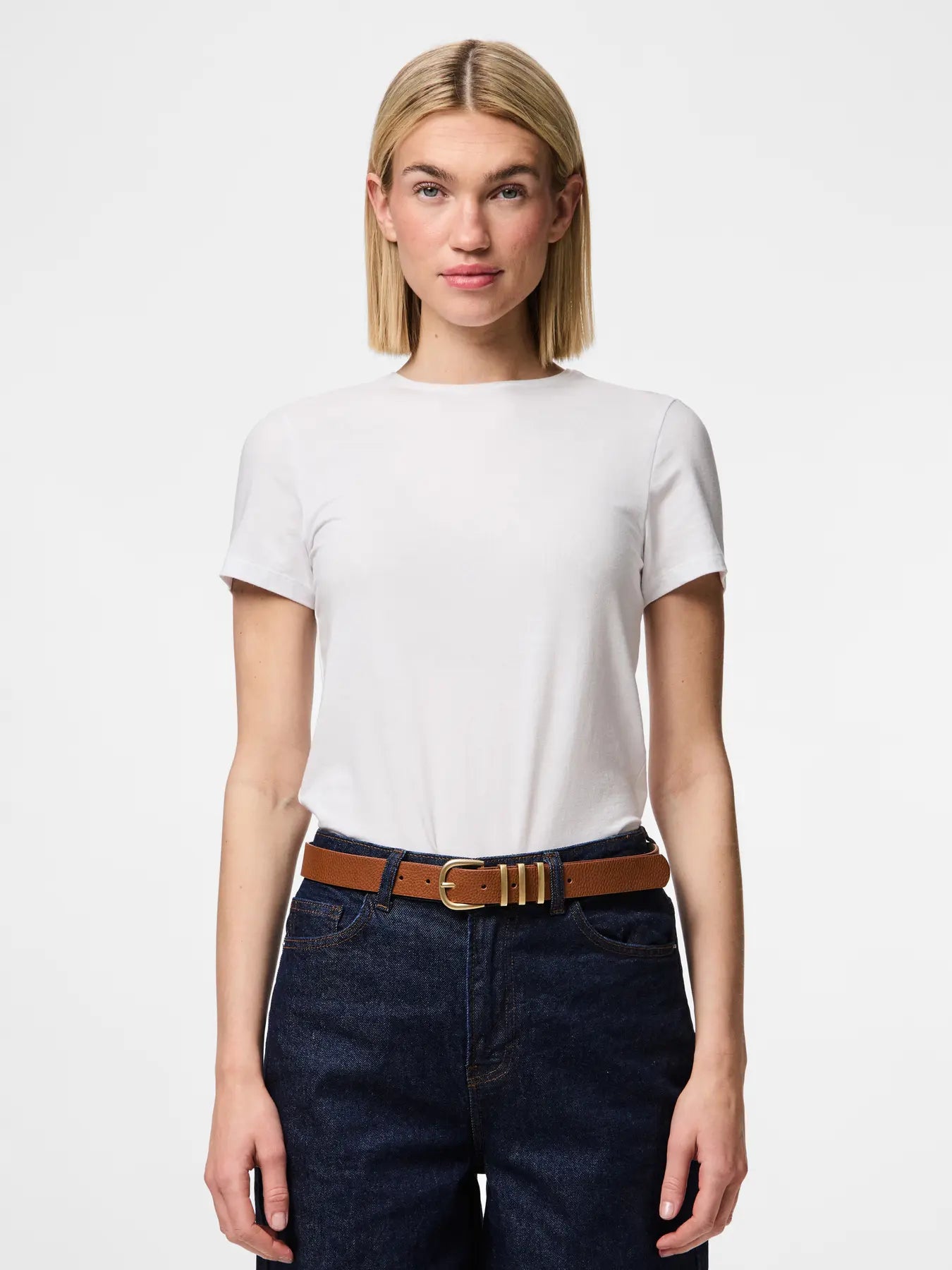 pieces-naisten-vyo-pclea-jeans-belt-cognac-w-gold-buckl-3