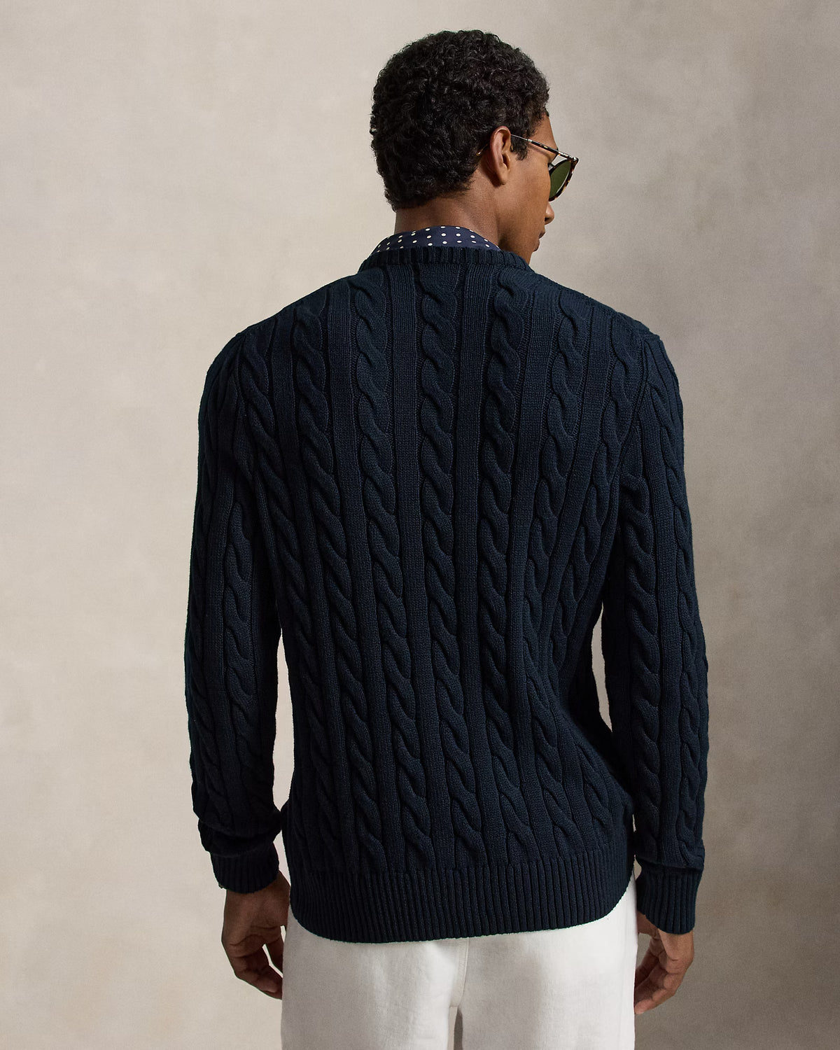 Polo Ralph Lauren miesten neulepaita Cotton Cable LS Drive Pullover, tummansininen, tummansininen palmikkoneulepaita takaapäin, pitkät hihat ja joustinneulotut reunat