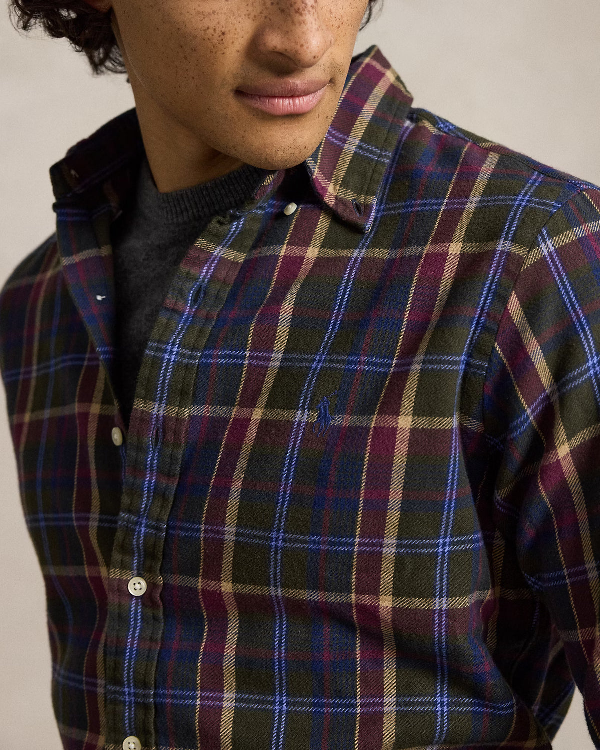 Polo Ralph Lauren miesten kauluspaita Custom Fit Plaid Brushed Flannel Shirt, Olive Berry Multi