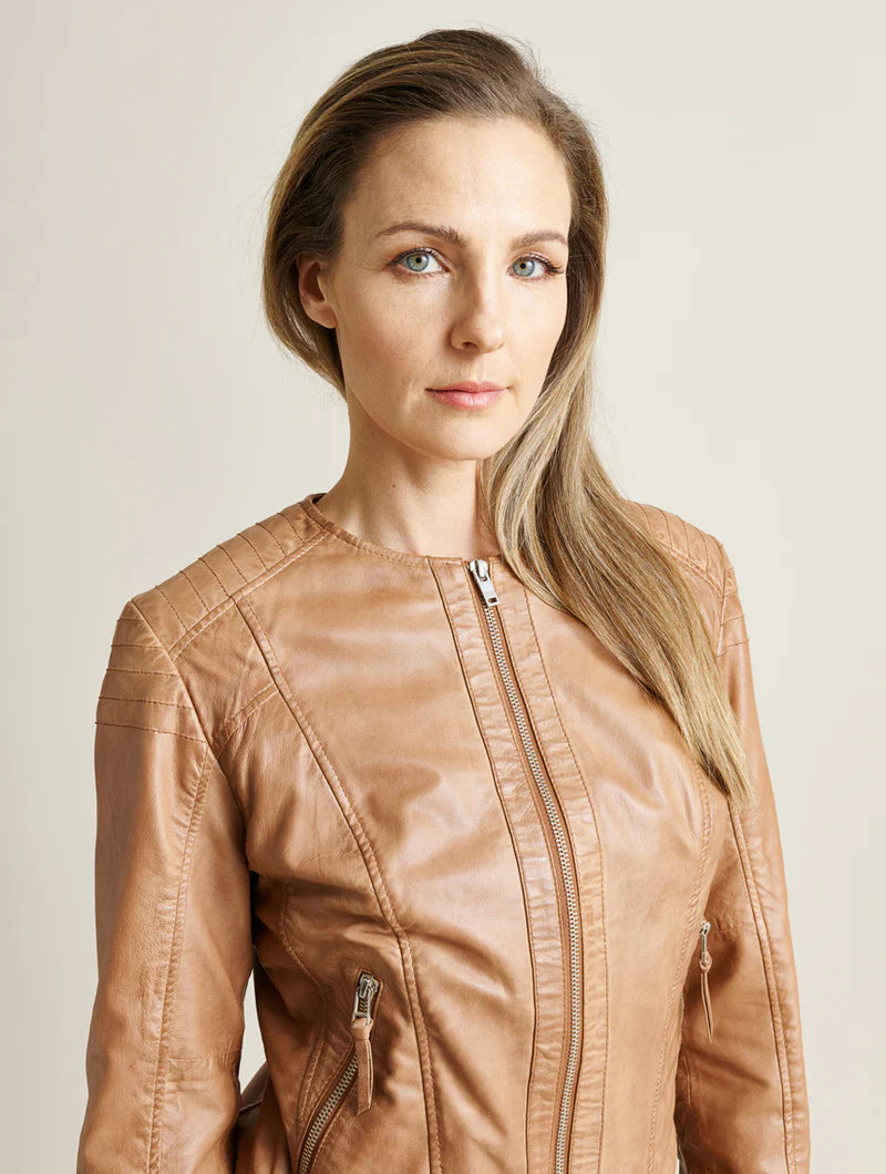 Saki Naisten nahkatakki Paula, Konjakinruskea