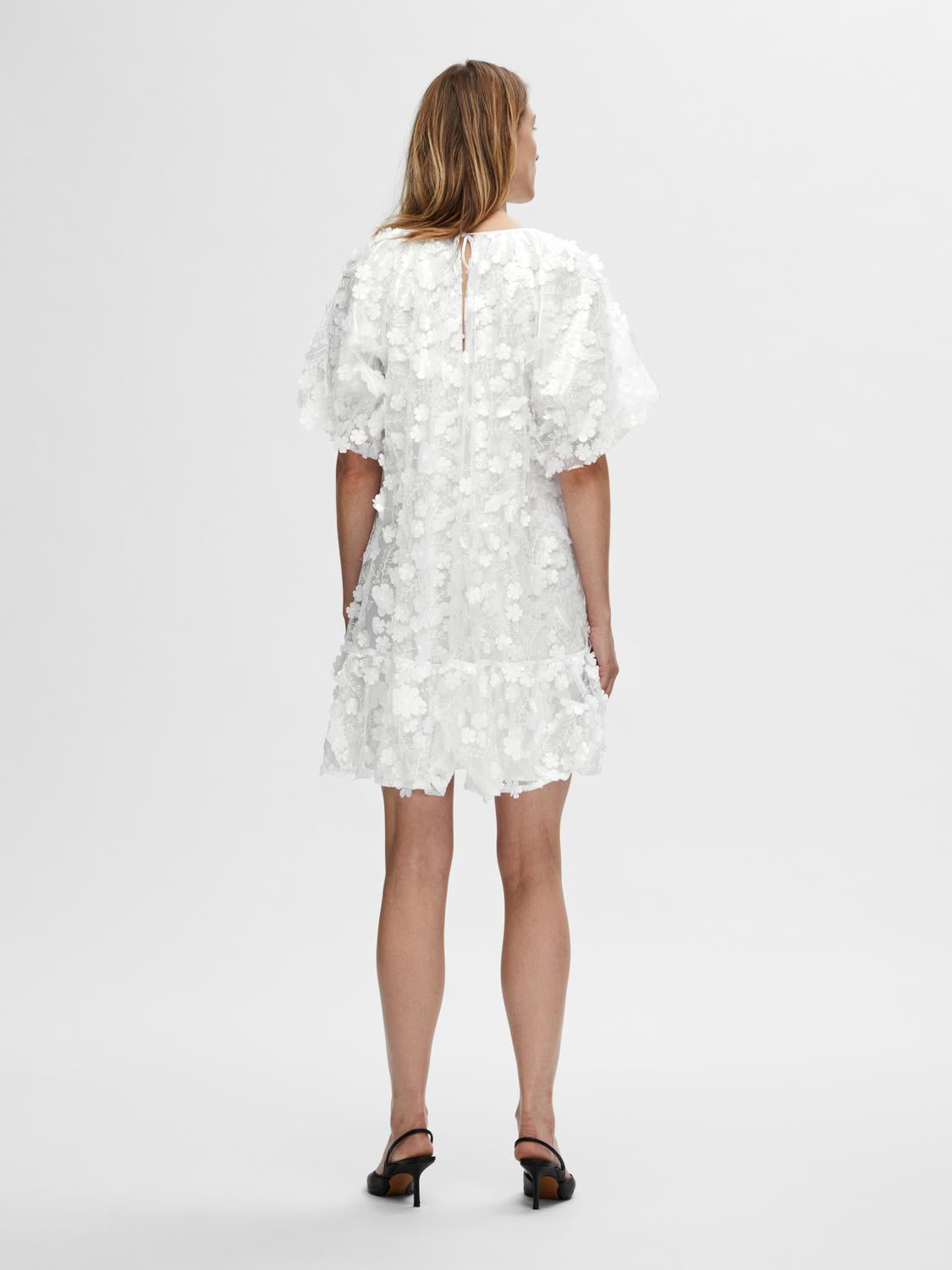 selected-femme-naisten-mekko-slfalberta-2-4-dress-valkoinen-2
