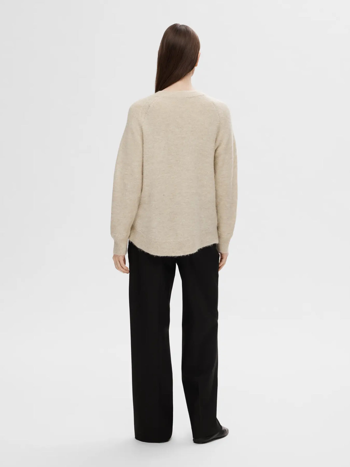 selected-femme-naisten-neulepaita-lulu-ls-knit-o-neck-birch-melange-4