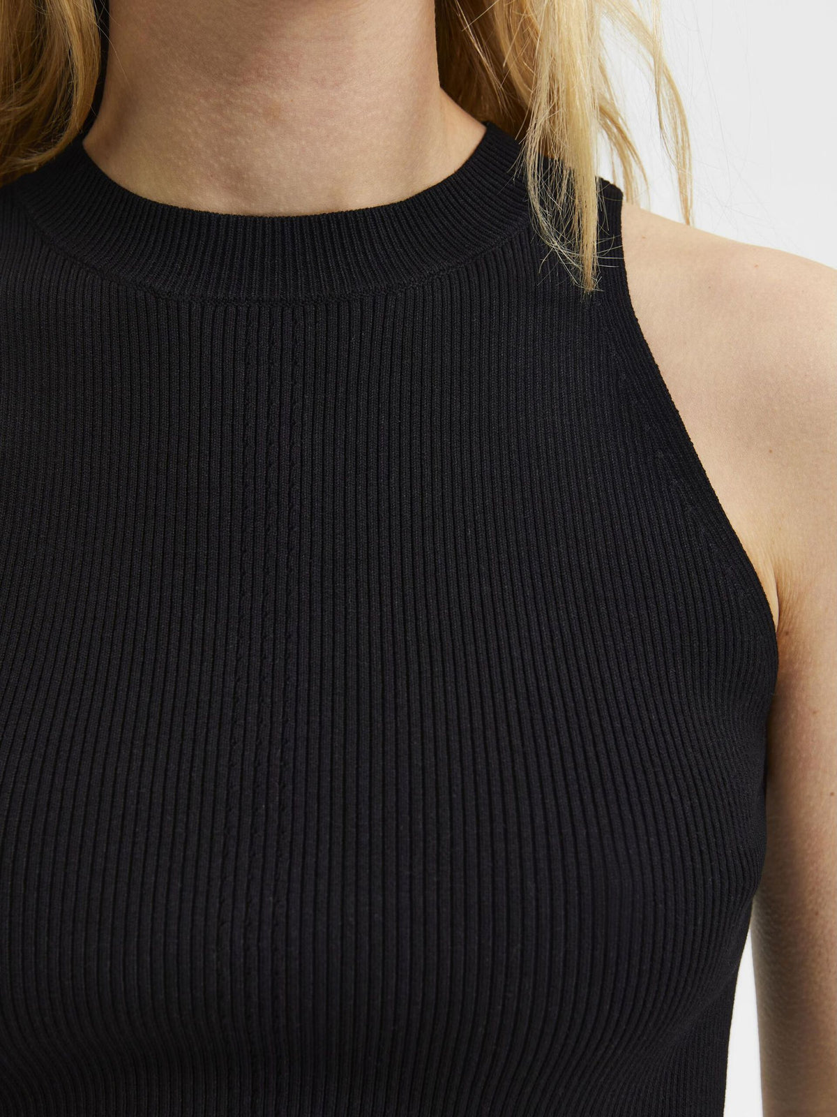 selected-femme-naisten-toppi-slfolina-sl-knit-top-musta-3