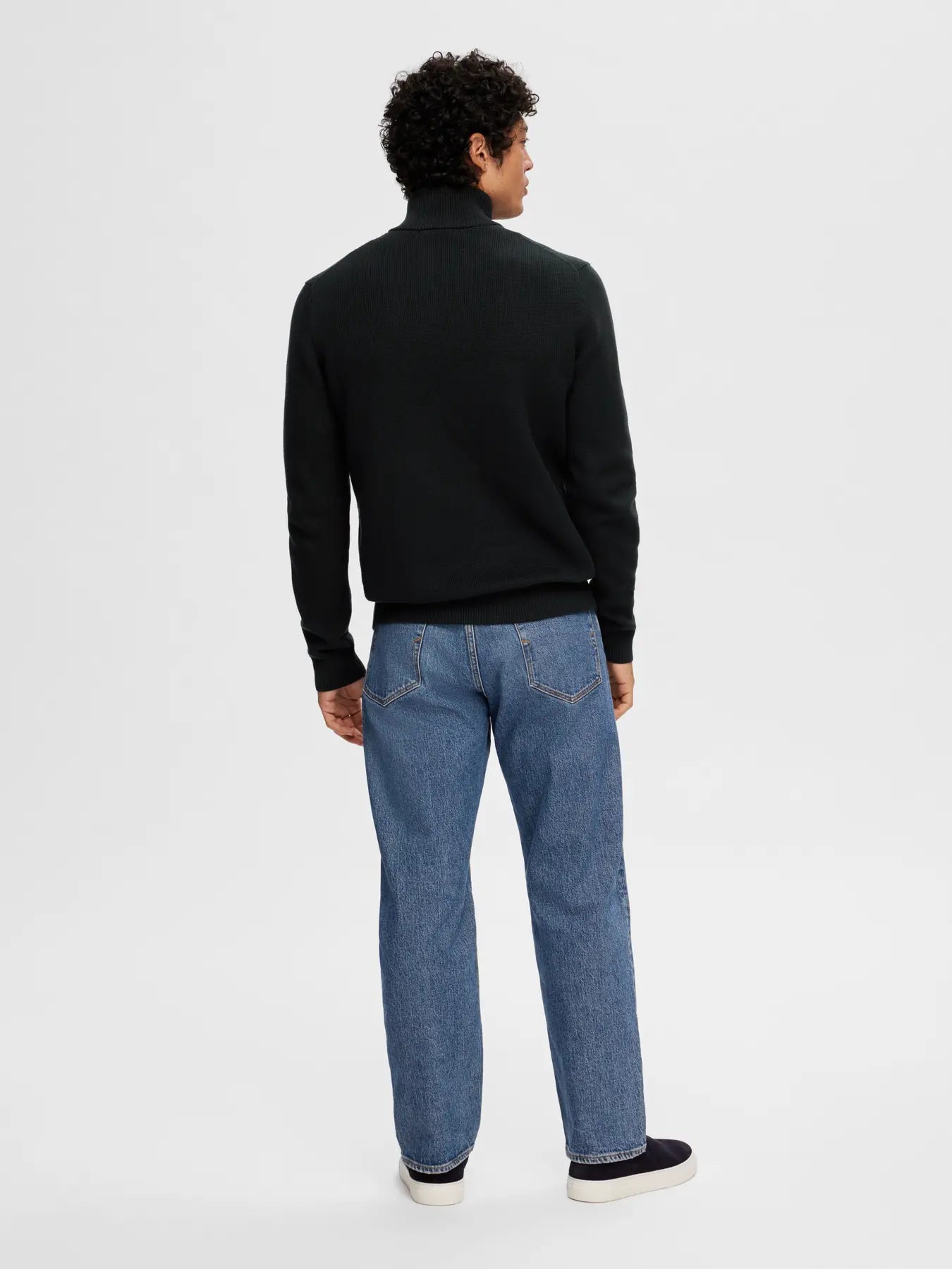 selected-miesten-neulepusero-dane-ls-knit-structure-half-zip-black-2