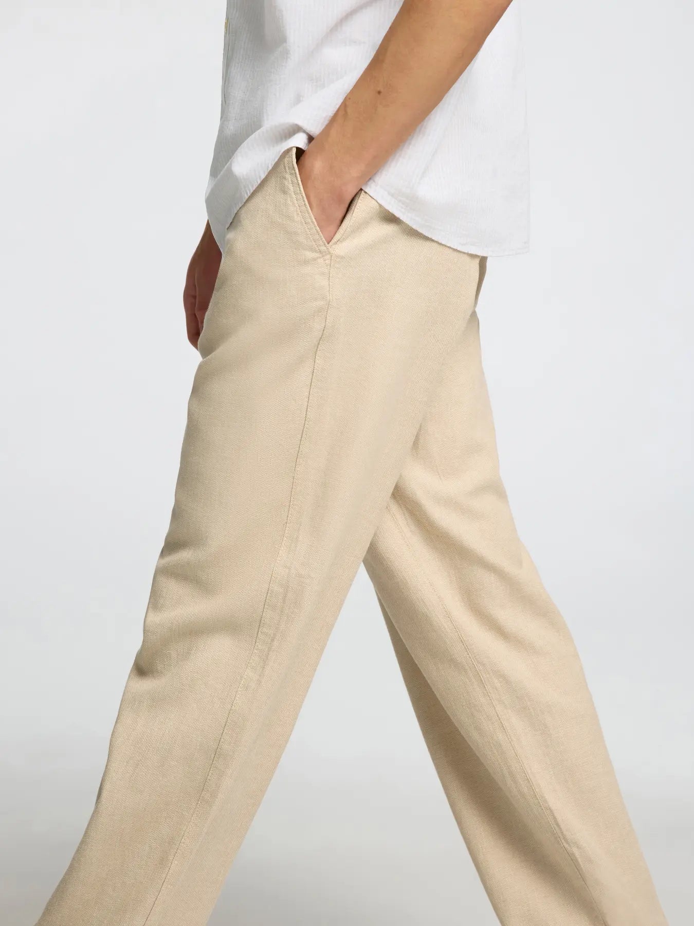 selected-miesten-pellavasekoitehousut-k-loose-brody-linen-pant-beige-4