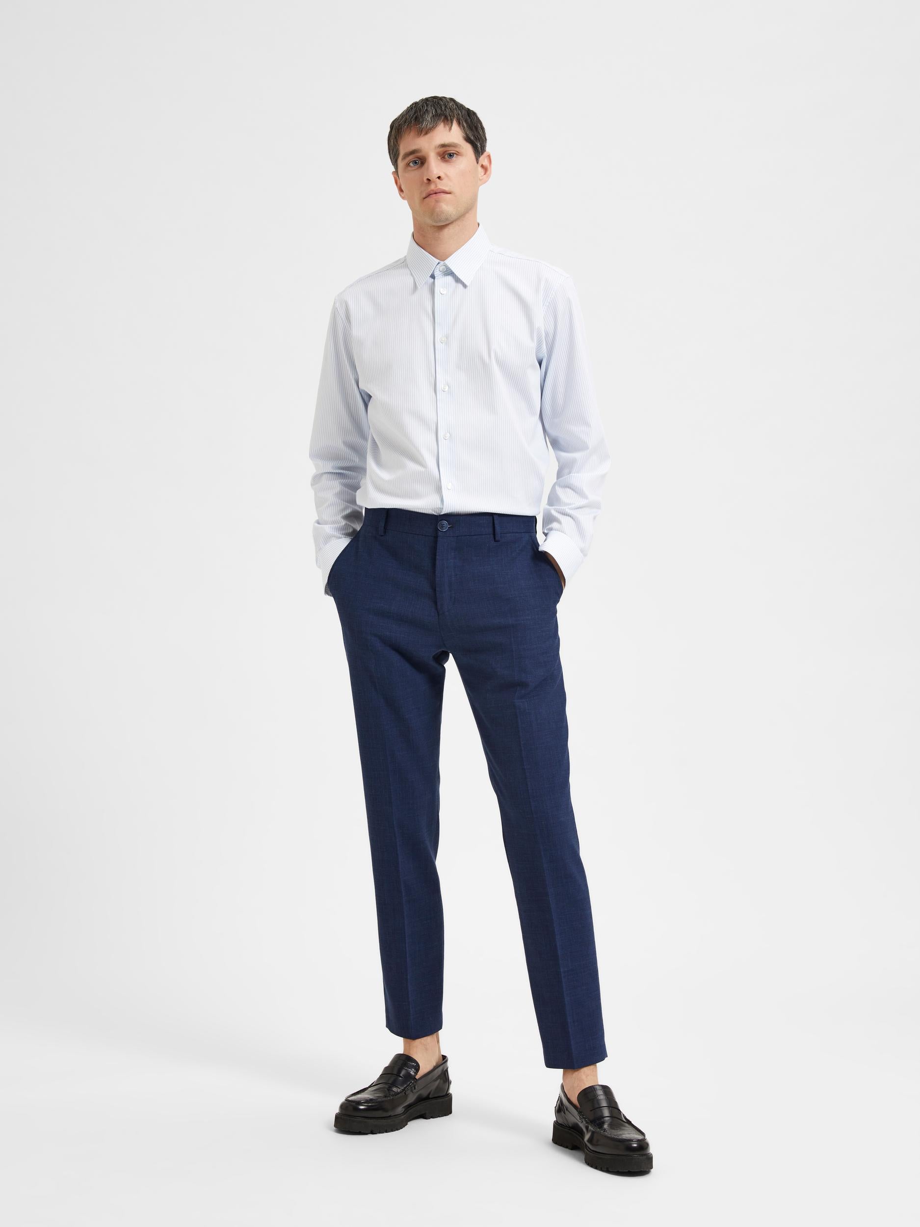 selected-pellavahousut-oasis-linen-trouser-tummansininen-4