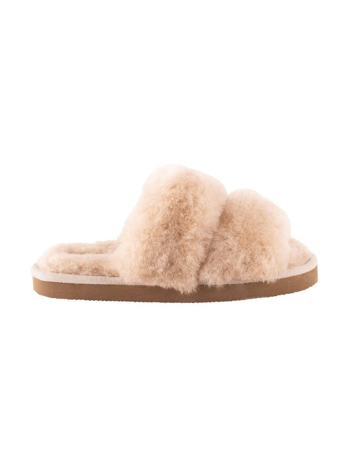 shepherd-of-sweden-naisten-tossut-thelma-hiekka-1