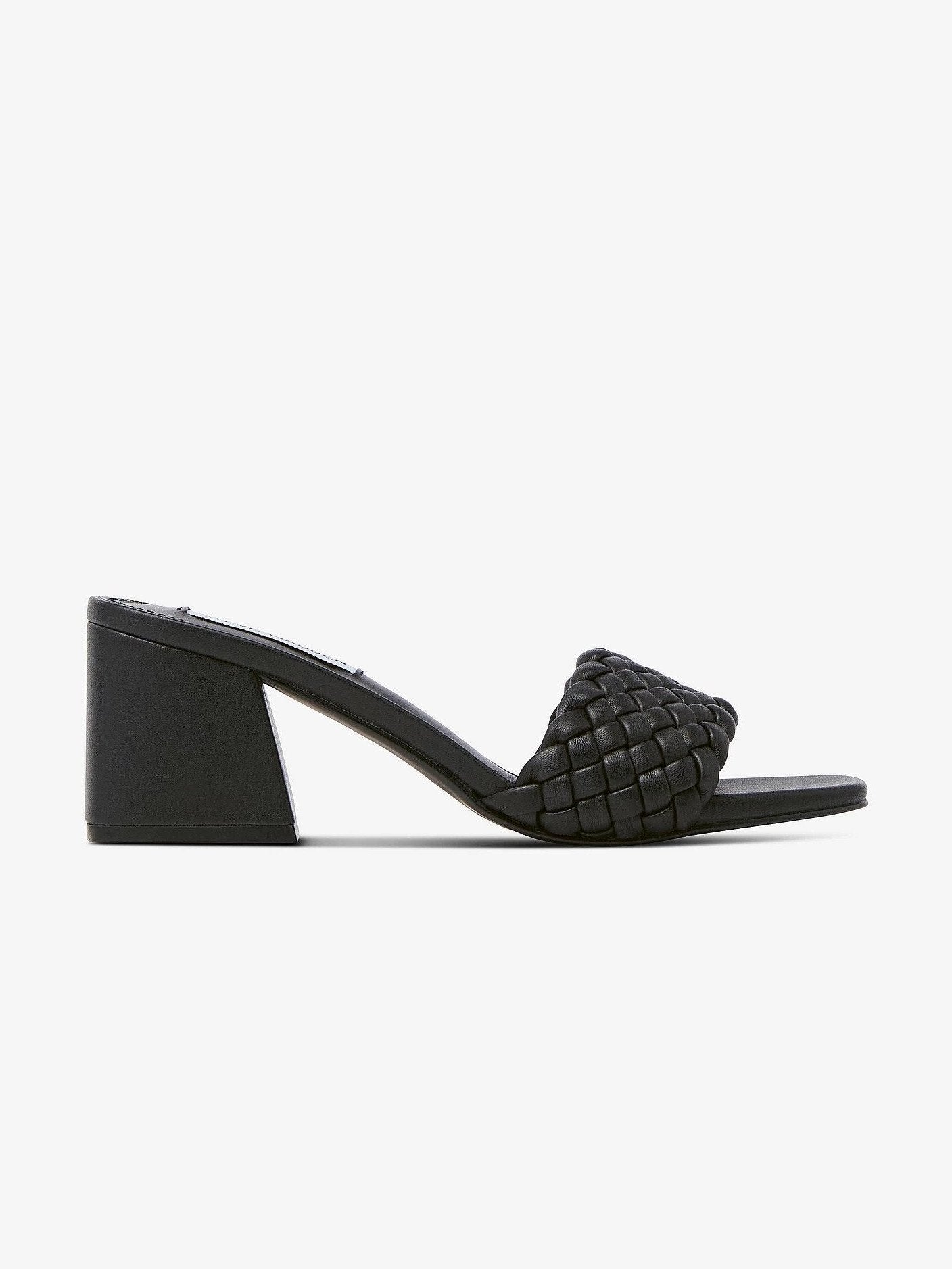 steve-madden-naisten-sandaalit-aspyn-sandal-musta-1