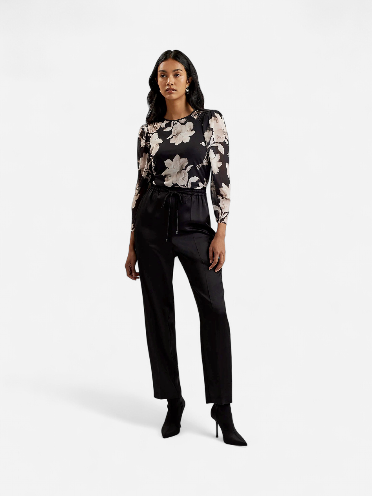 Ted Baker Naisten Housut, NATORI SLIM CUT JOGGER Musta - Kekäle.fi
