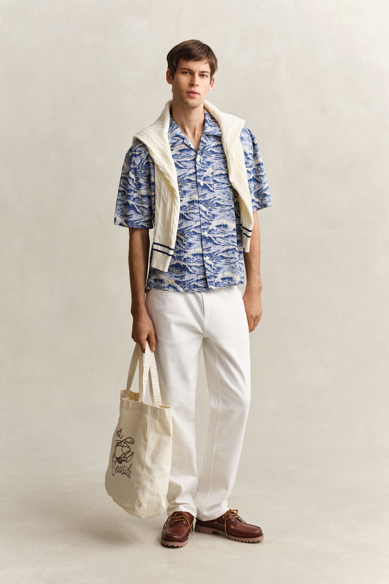 Gant miesten lyhythihainen kauluspaita Relaxed Fit Short Sleeve Shirt, sininen kuosi