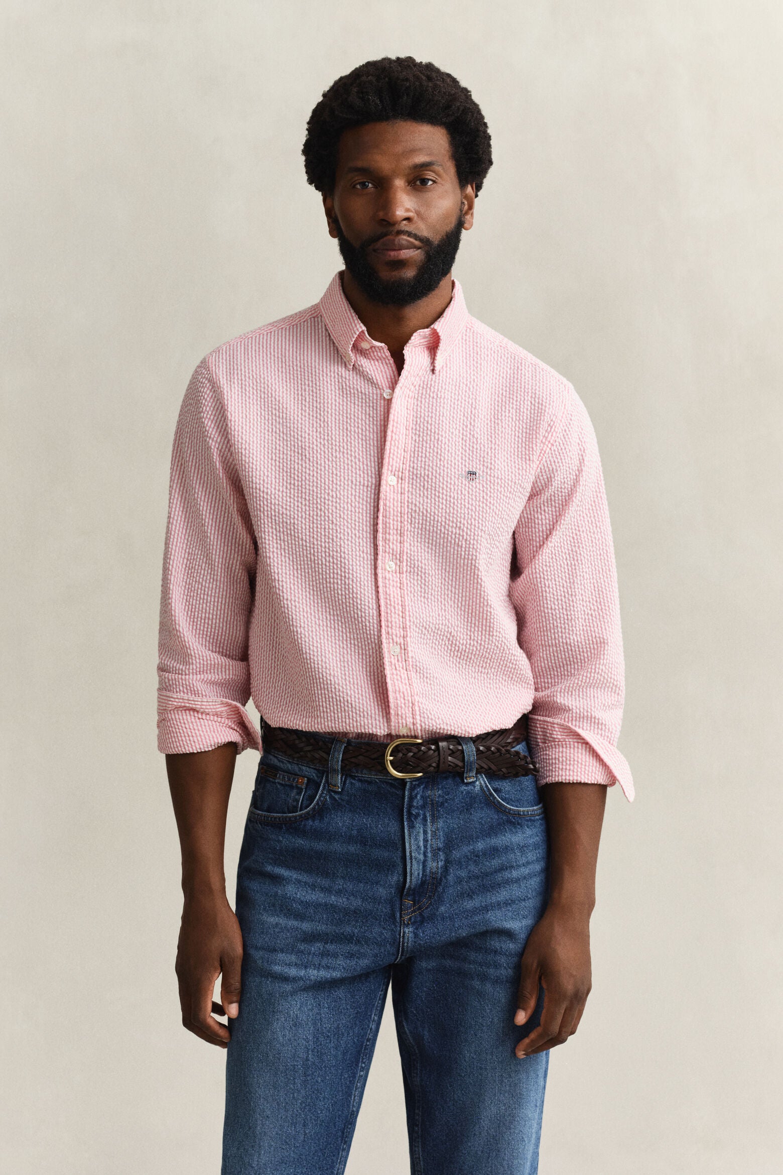 Gant miesten kauluspaita Regular Fit Striped Seersucker Shirt, raidallinen punainen