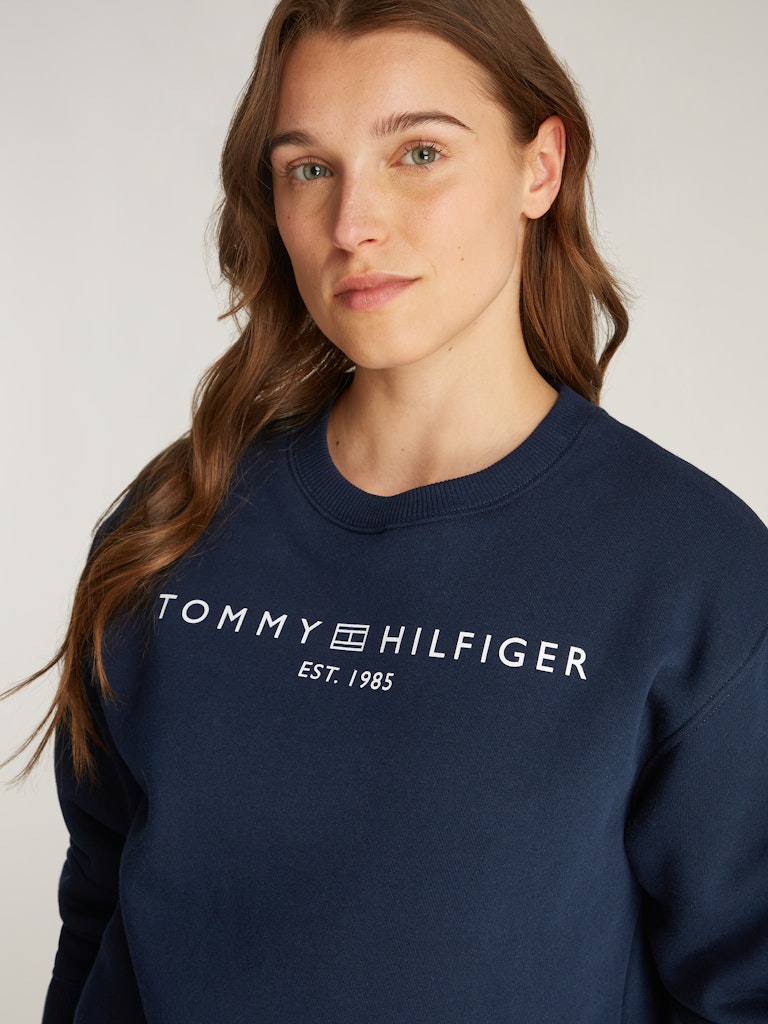 tommy-hilfiger-college-mdrn-reg-corp-logo-sweater-tummansininen-3
