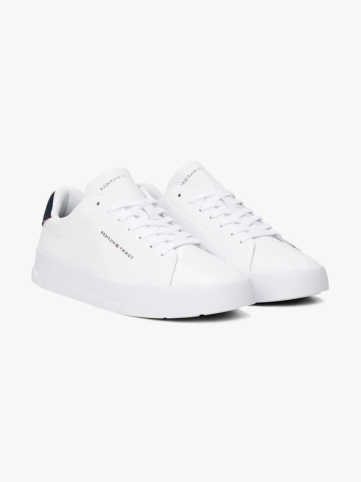 tommy-hilfiger-miesten-kengat-th-court-leather-detail-ess-valkoinen-1