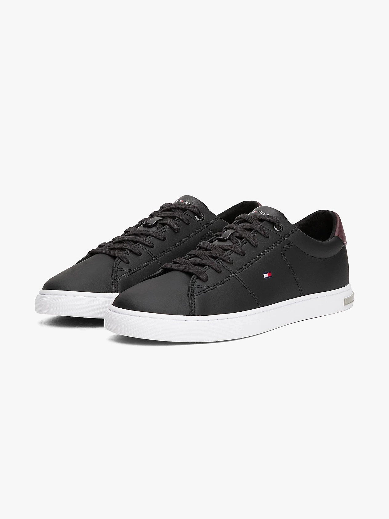 tommy-hilfiger-miesten-tennarit-essential-leather-sneaker-musta-1