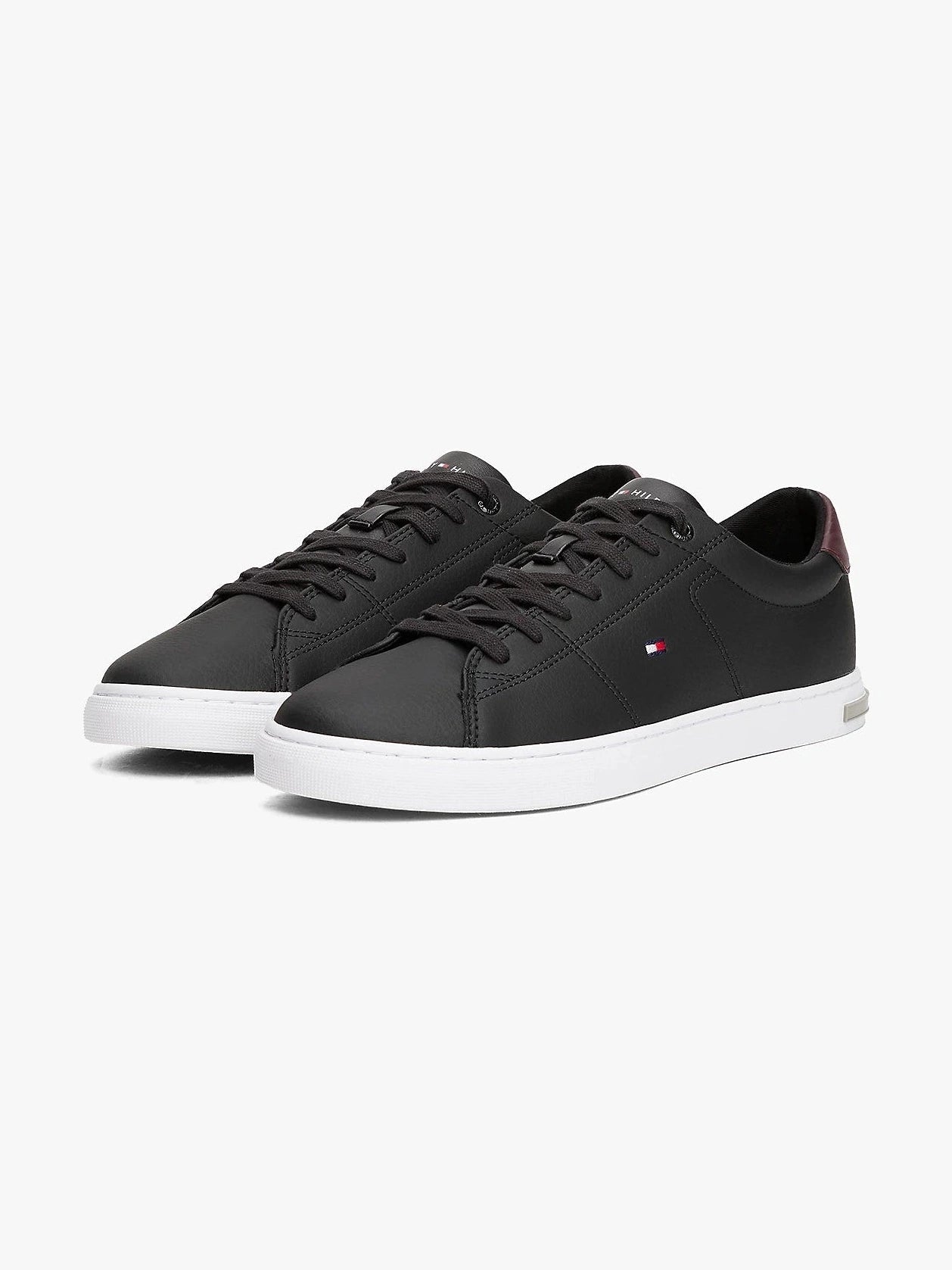 tommy-hilfiger-miesten-tennarit-essential-leather-sneaker-musta-1