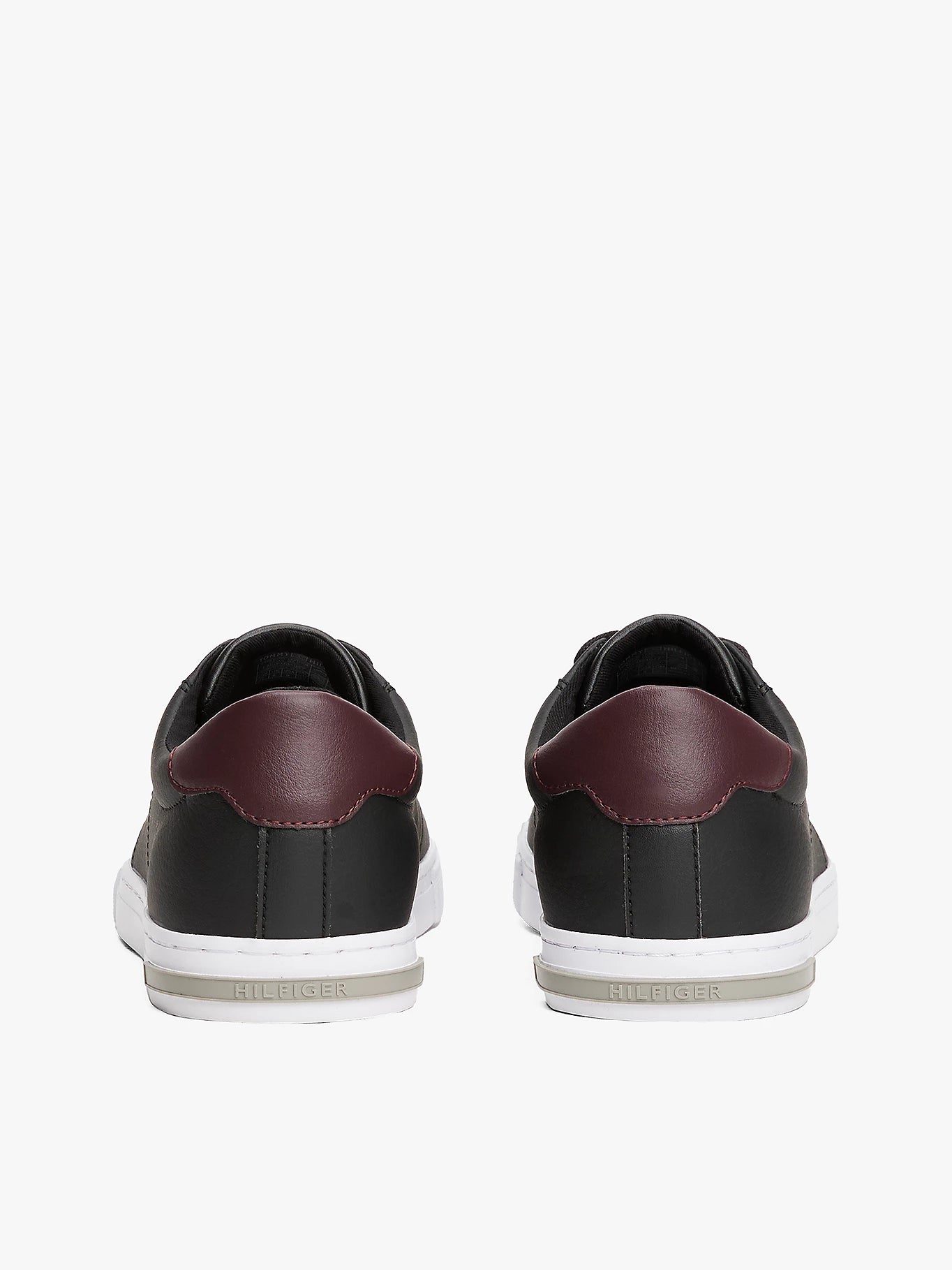 tommy-hilfiger-miesten-tennarit-essential-leather-sneaker-musta-4